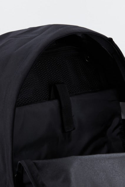 EASTPAK EK en color BLACK (4)