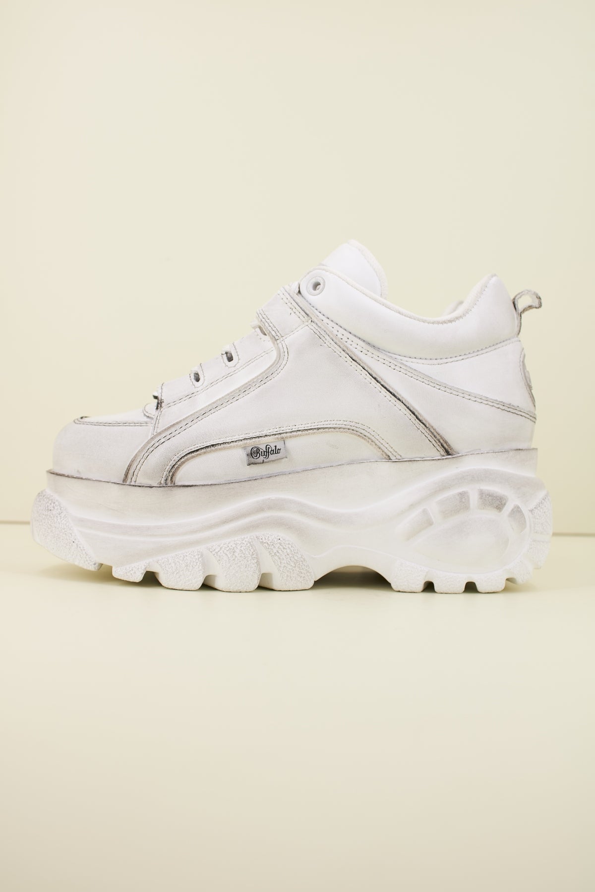 BUFFALO - . en color WHITE (1)