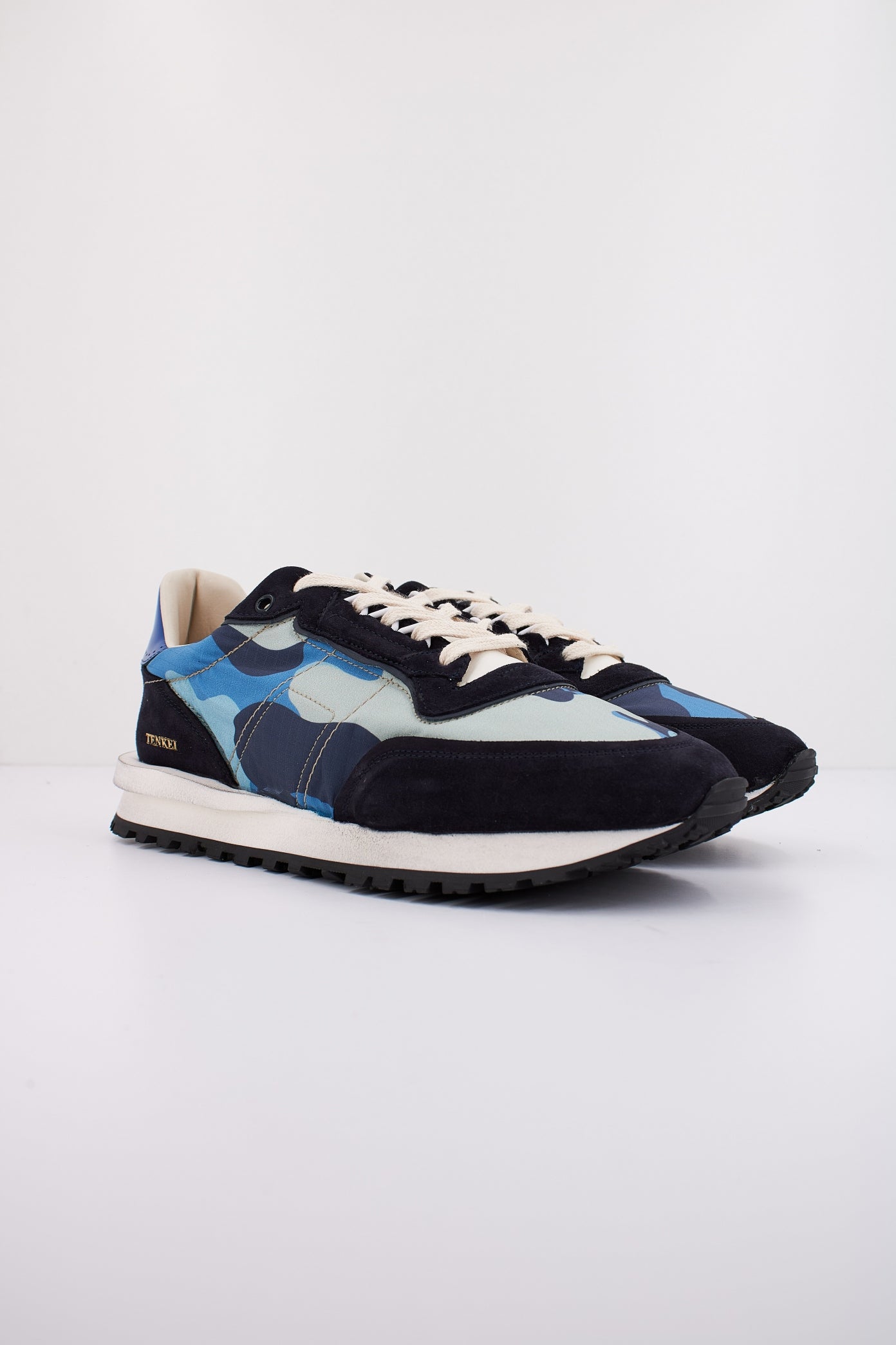 HIDNANDER TENKEI SLIP ON en color (2)