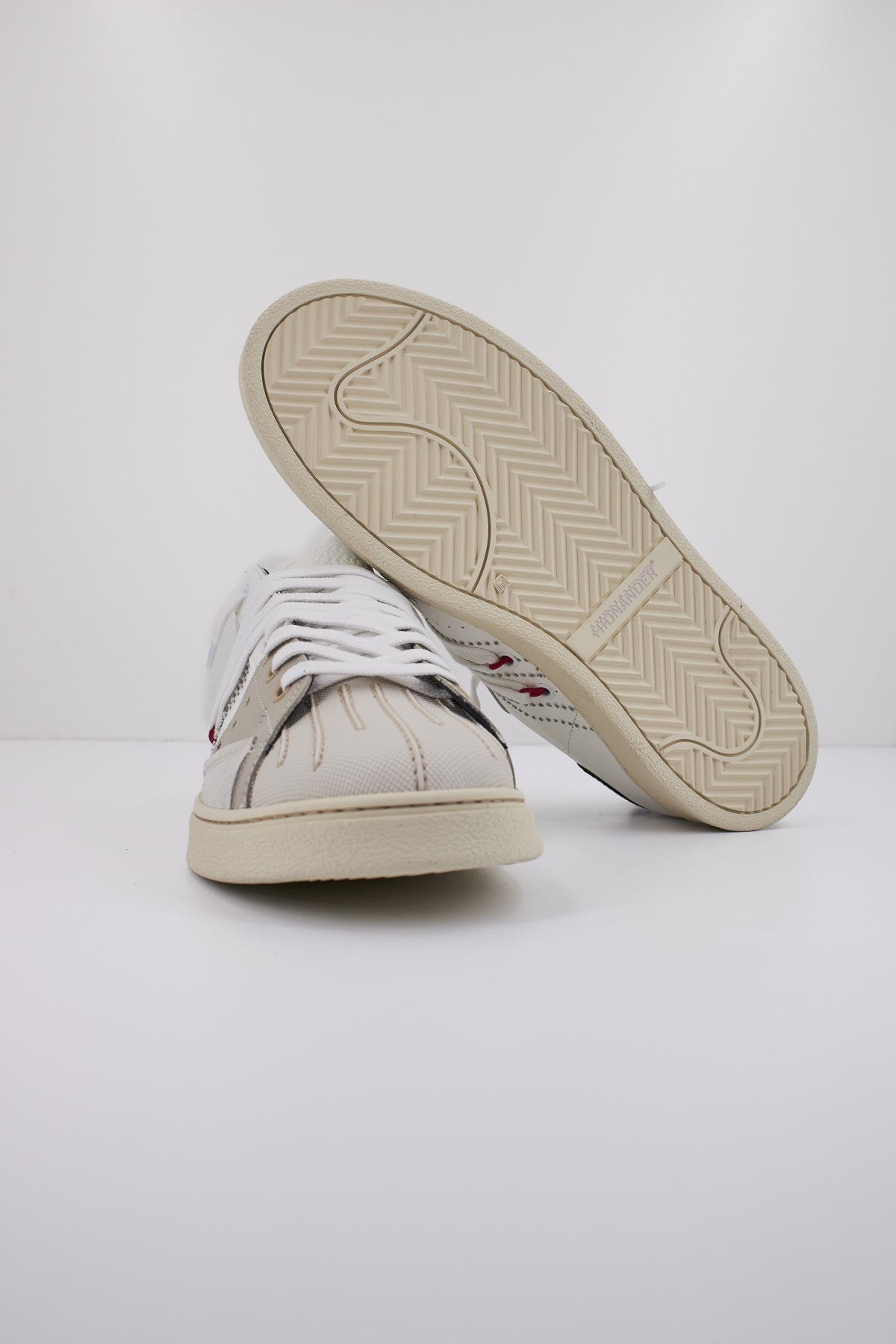 HIDNANDER STRIPELESS ULTIMATE en color (4)