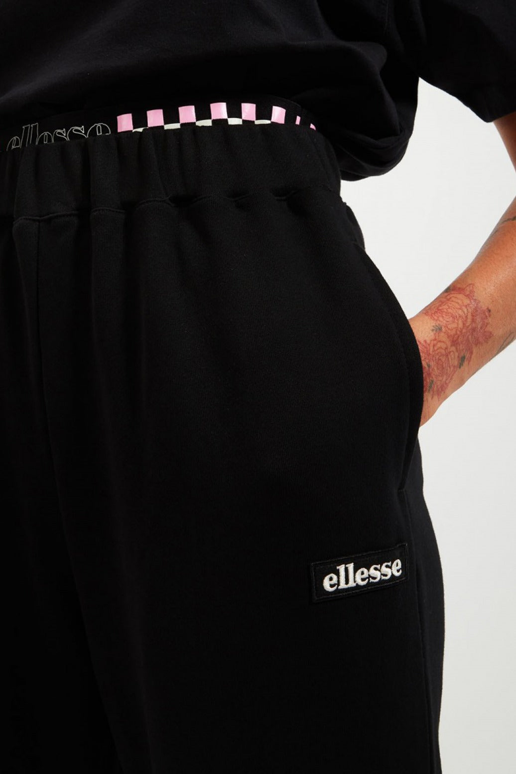 ELLESSE VERNETTI JOGGER en color BLACK (4)