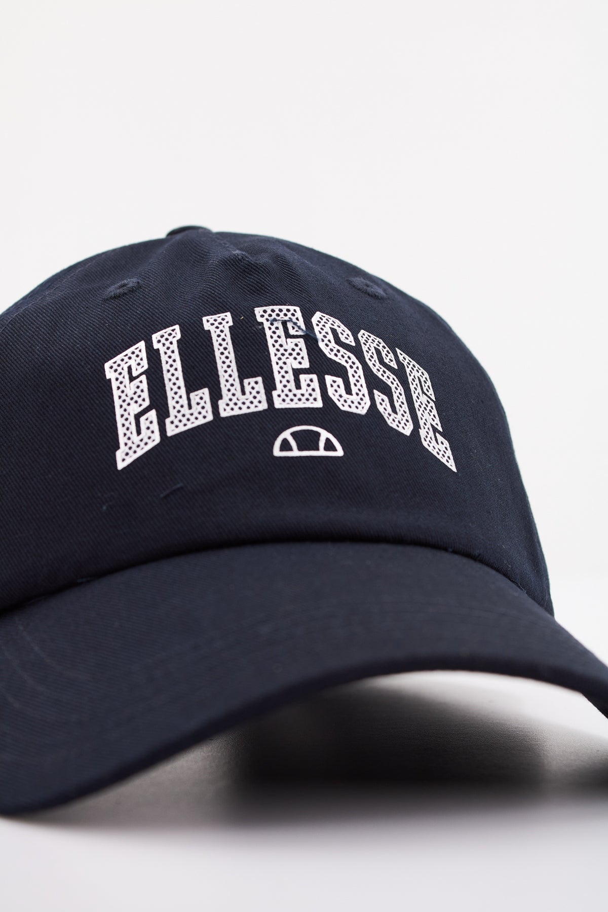 ELLESSE BETANO CAP en color NAVY (4)