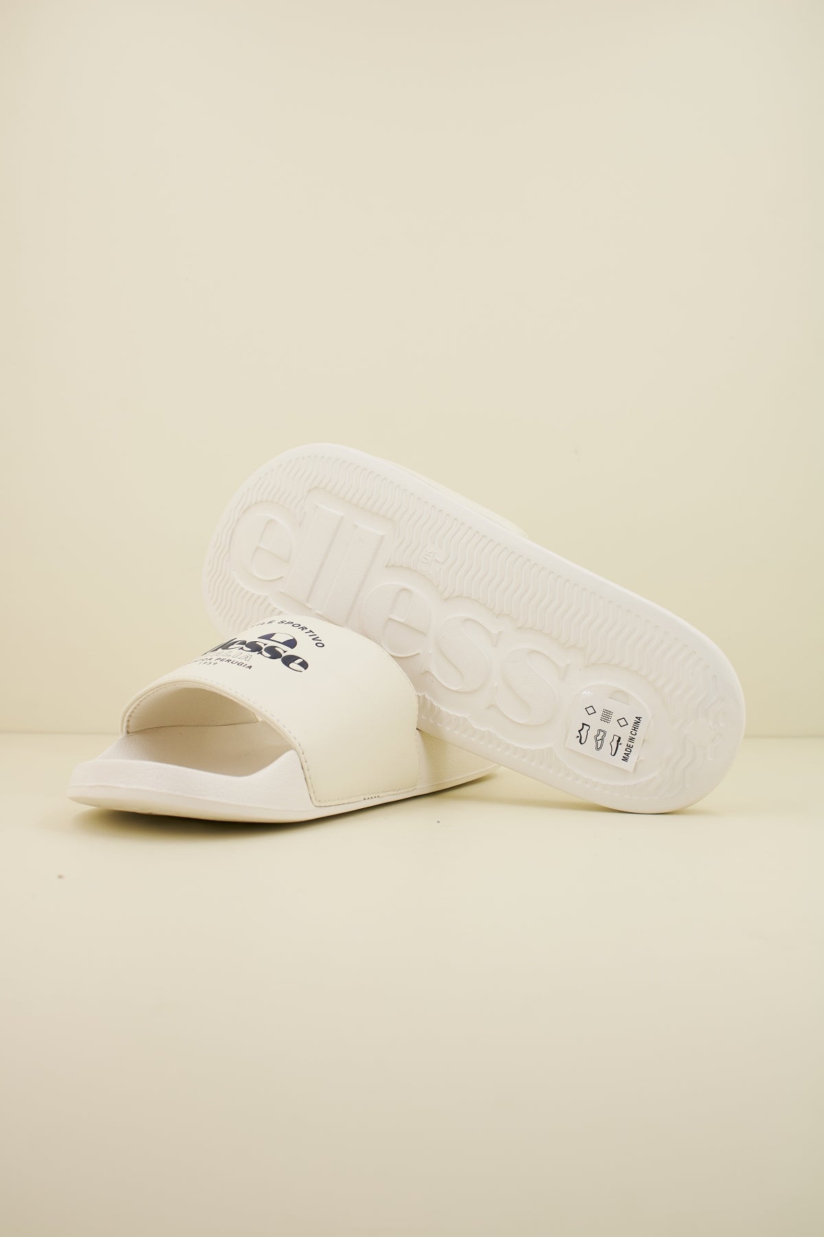 ELLESSE SHVF en color WHITE (4)