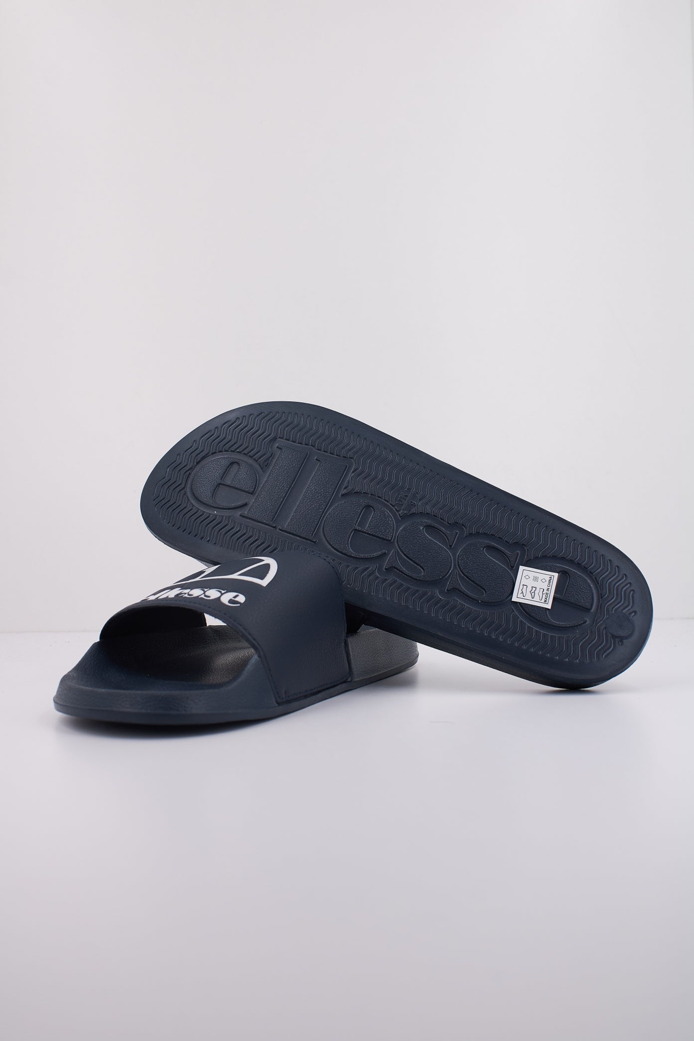 ELLESSE FELLENTINI SLIDE en color NAVY (5)