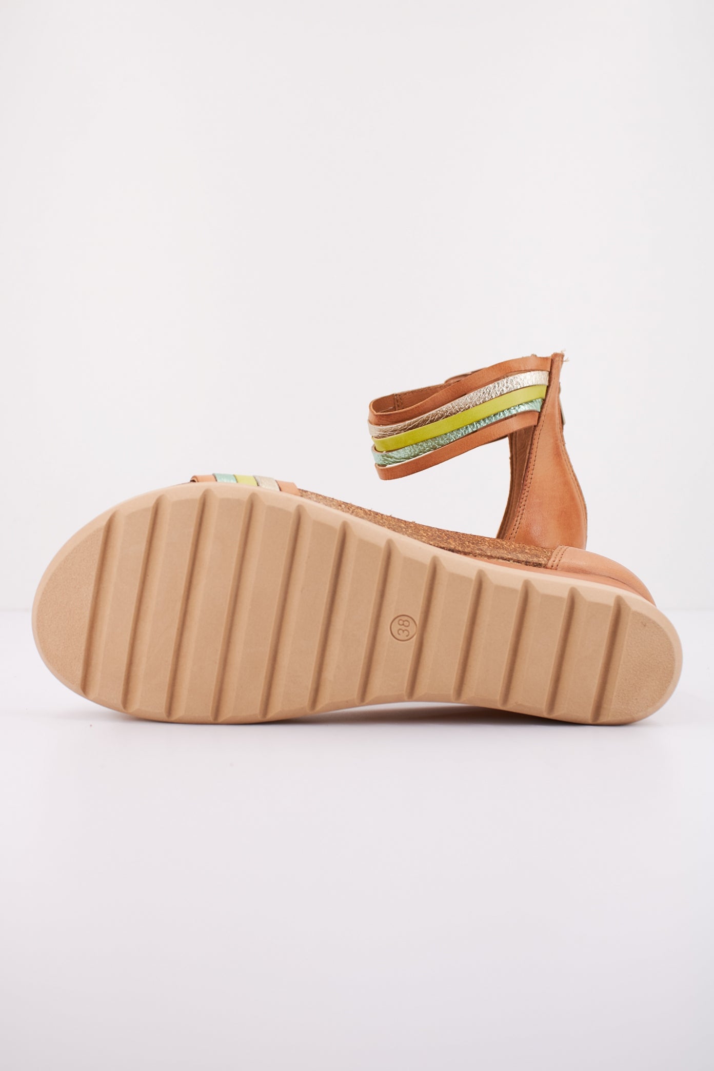 MJUS L en color CRSLVPR (4)