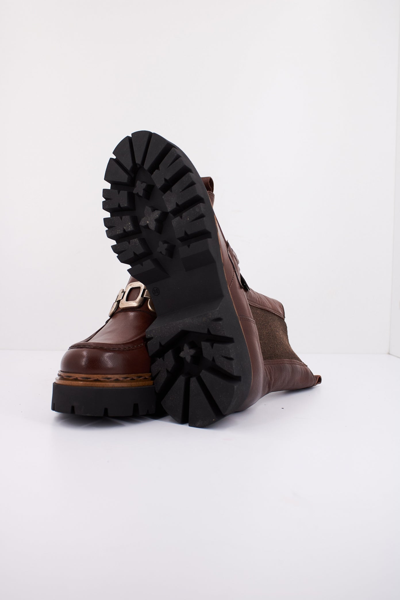 MJUS L en color CHCLTE (5)