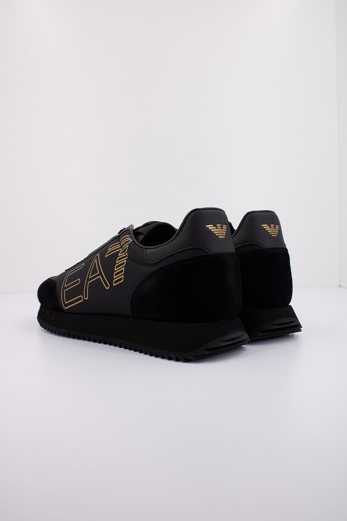 EMPORIO ARMANI XX en color M (4)
