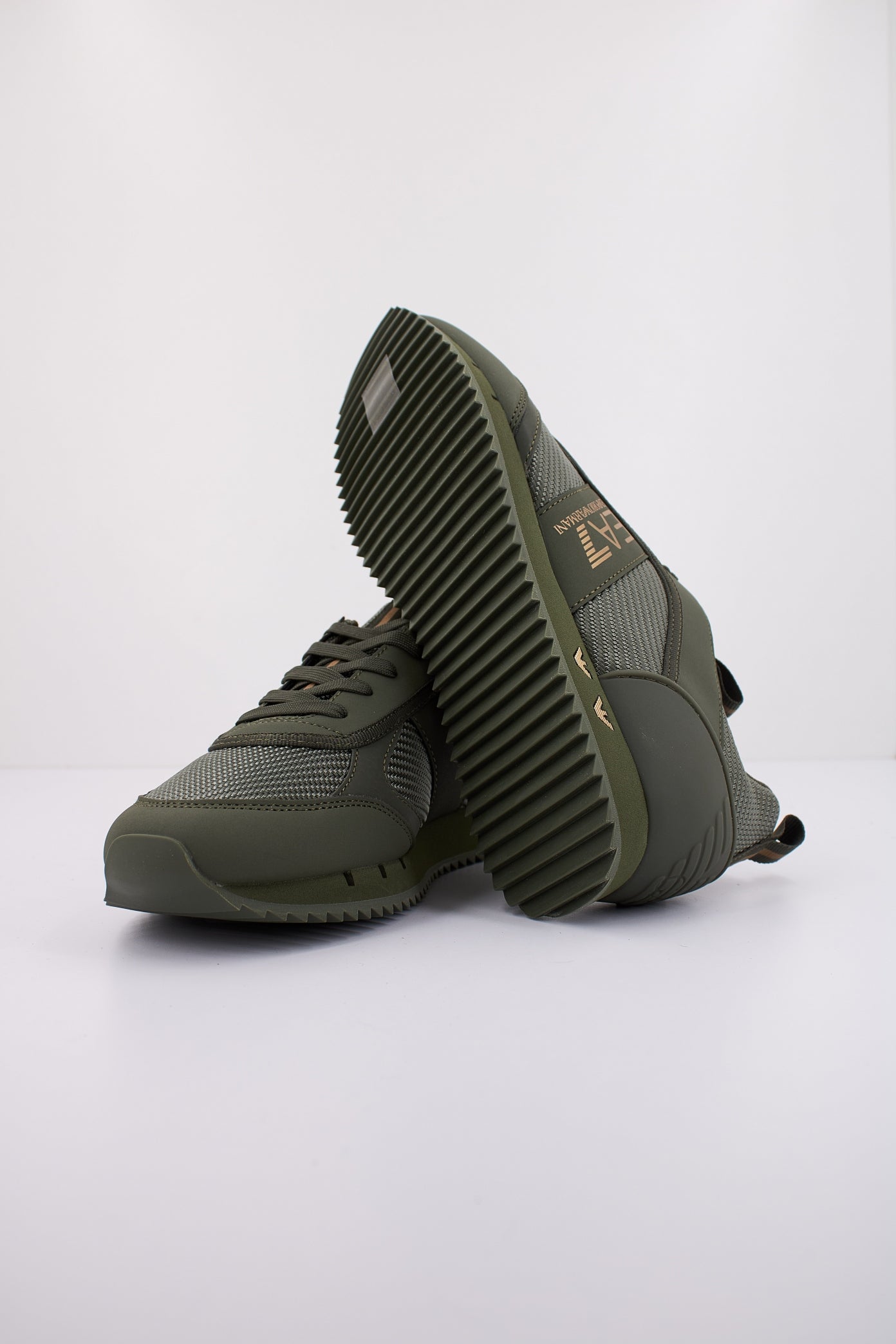 EMPORIO ARMANI LIFESTYLE EVOLUTION en color U (5)