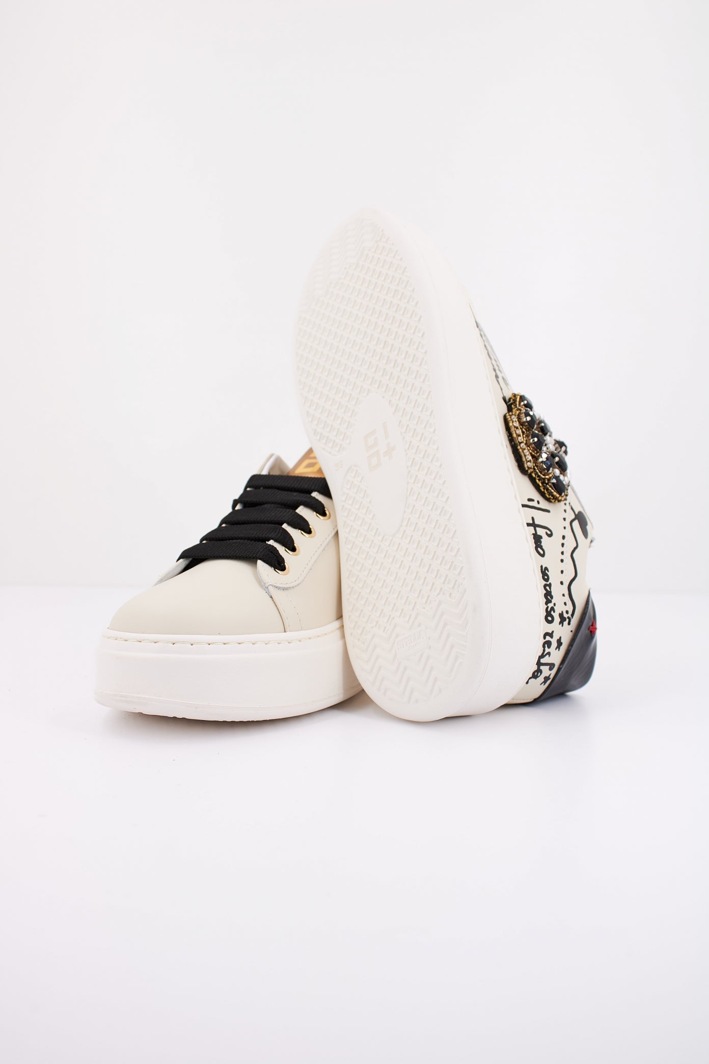 GIO PIAA en color MILK (5)