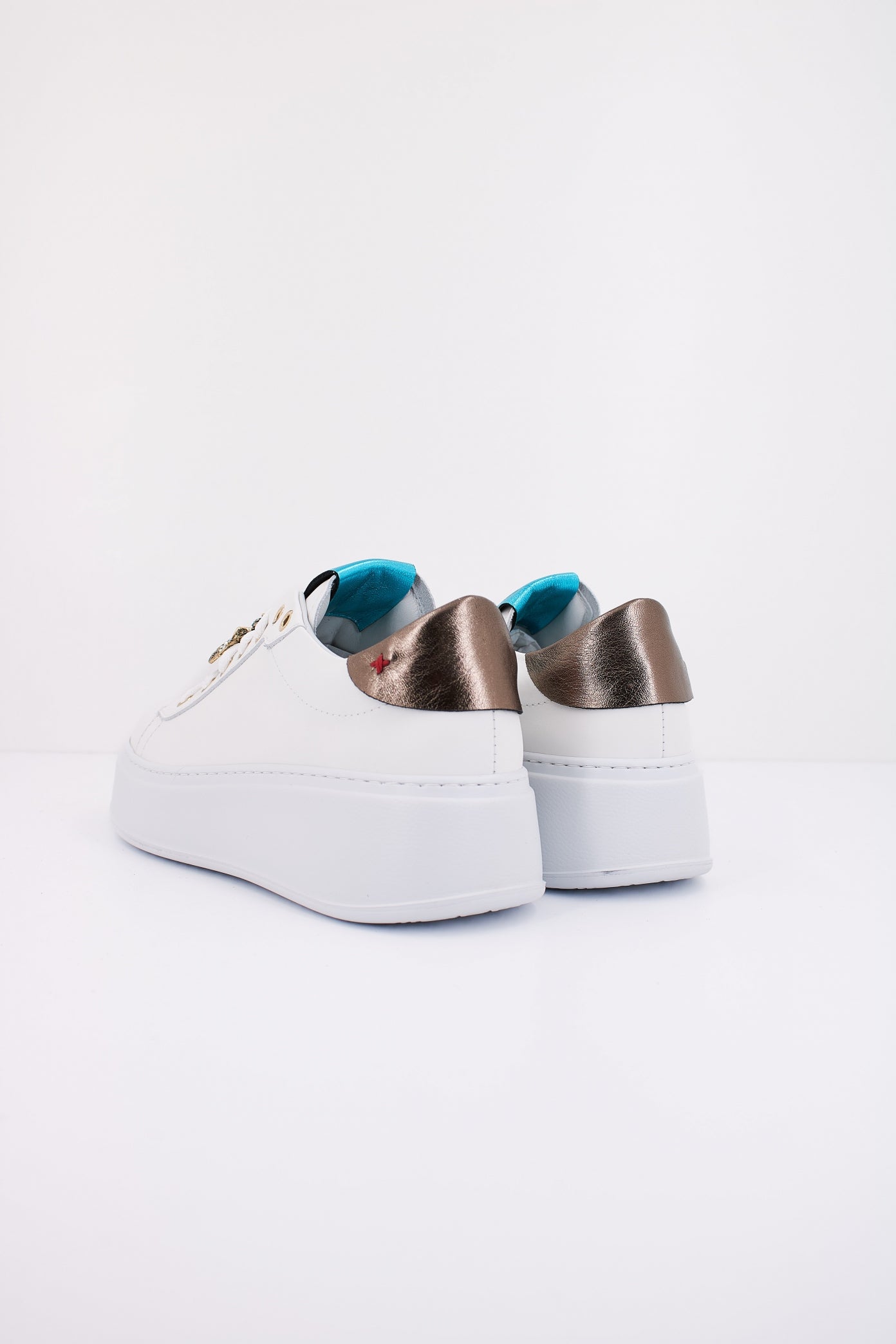 GIO PIAA en color WHITE (4)