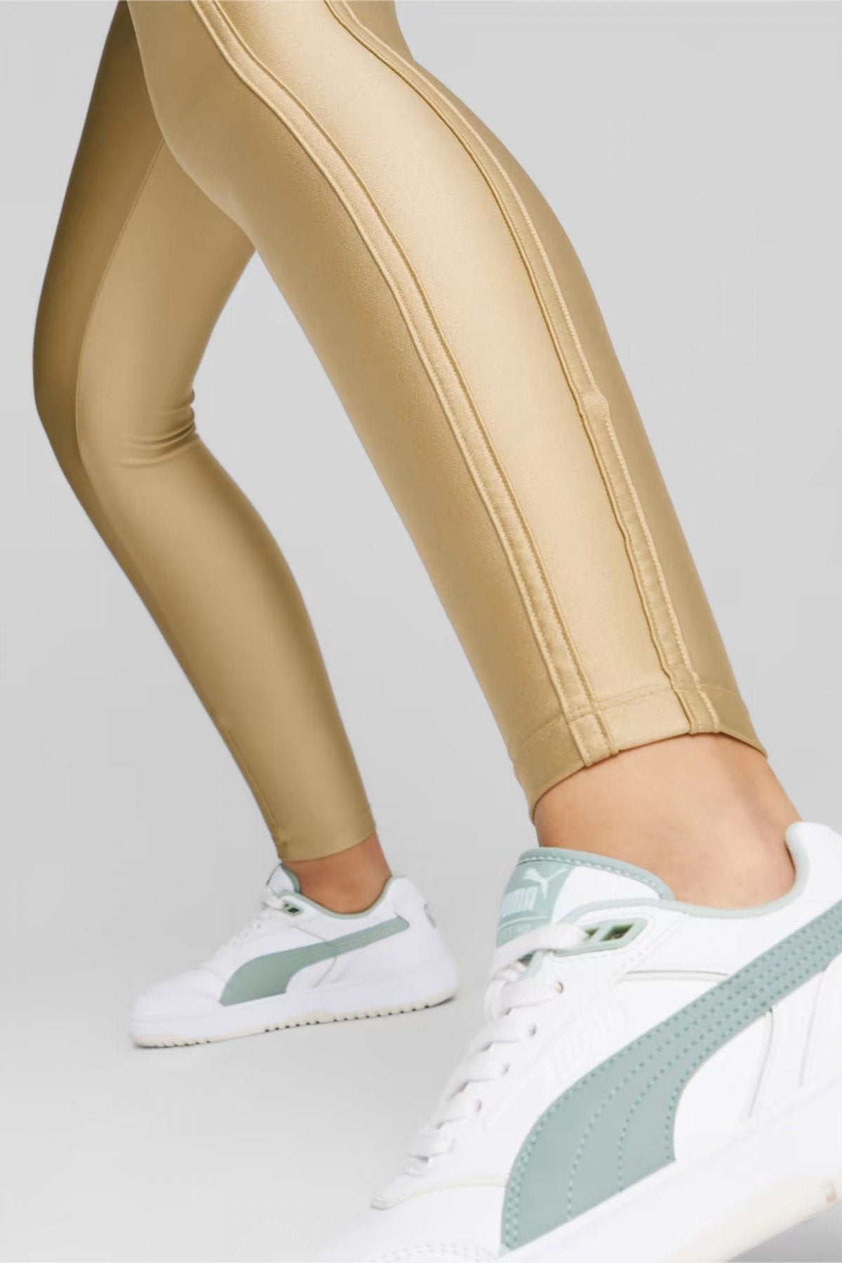 PUMA T HIGH WAIST SHINY en color SNDDNE (4)