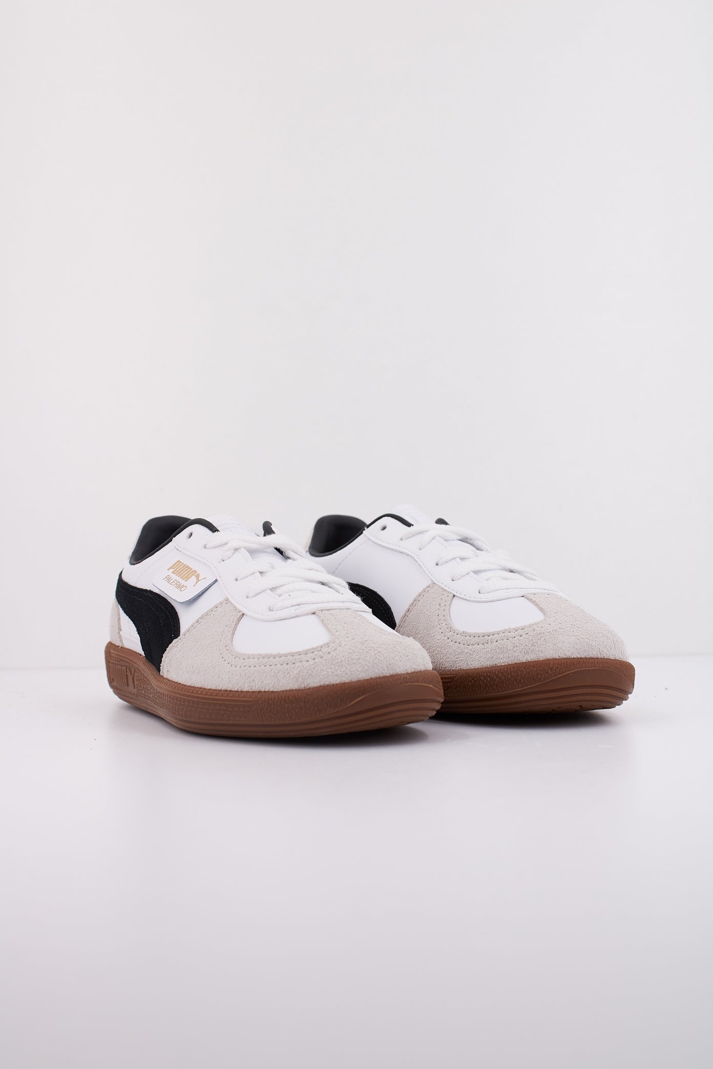 PUMA PALERMO LTH JR en color WHITE (2)