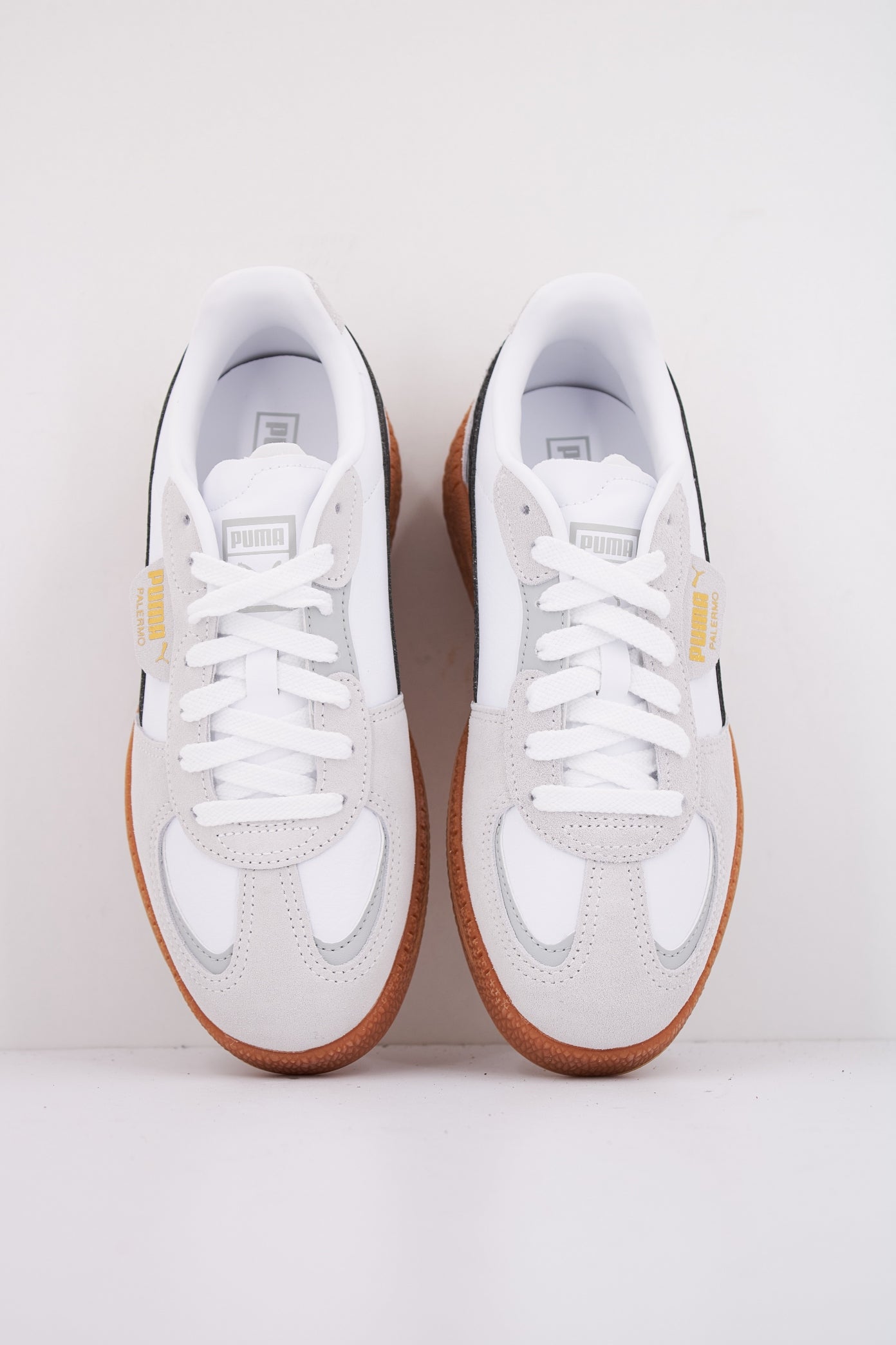 PUMA PALERMO MODA WNS en color WHITE (3)