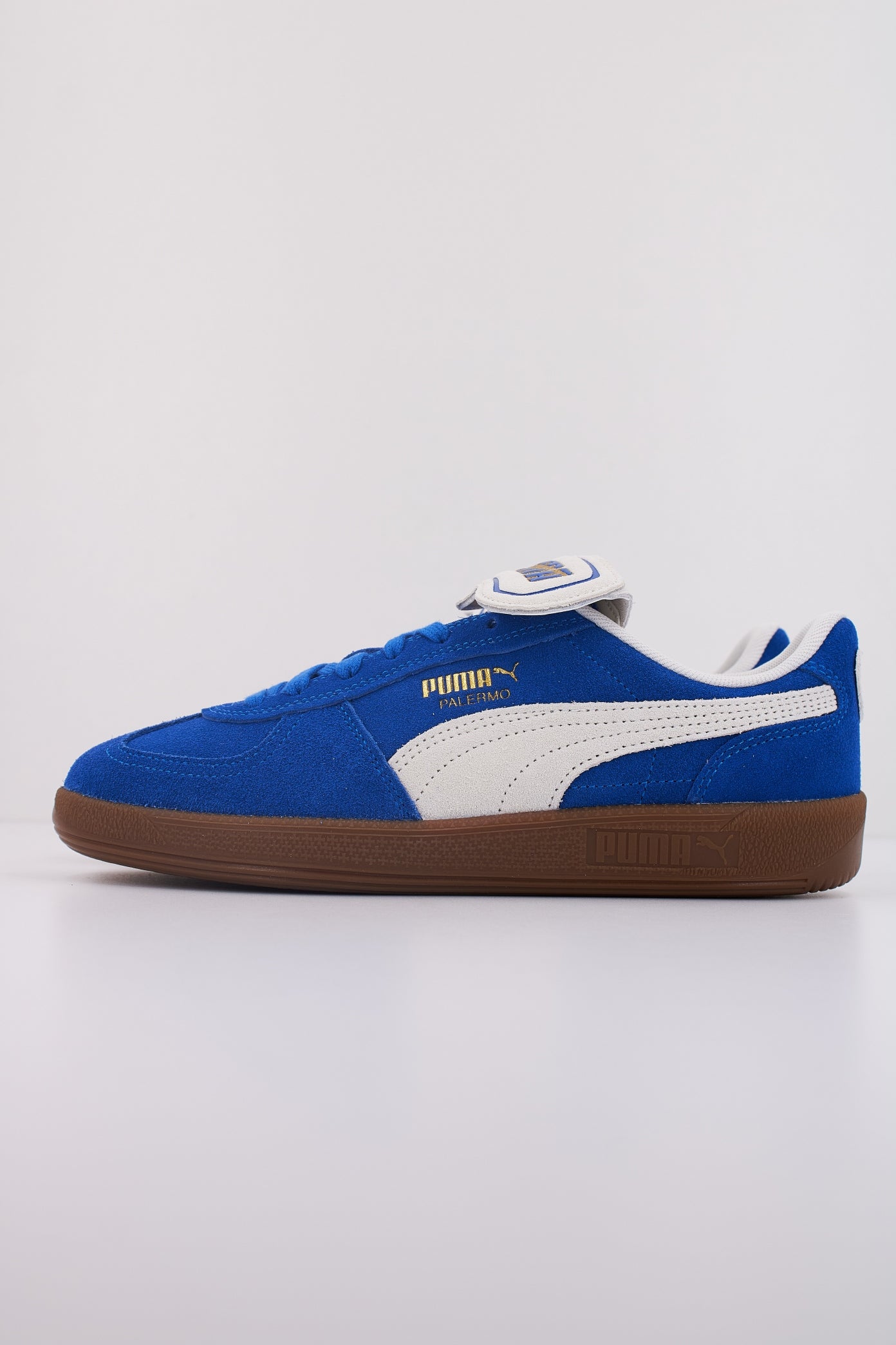 PUMA PREMIUM SUEDE en color BLUE (1)