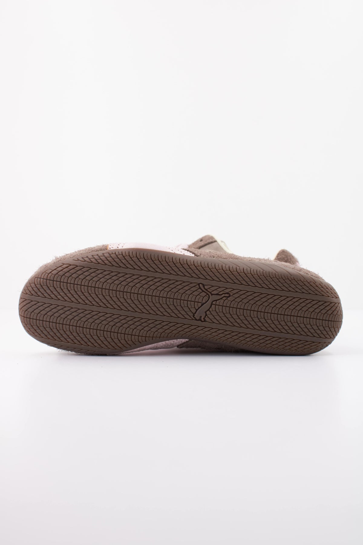 PUMA SPEEDCAT BRUSHED LUX en color GRYGUM (5)