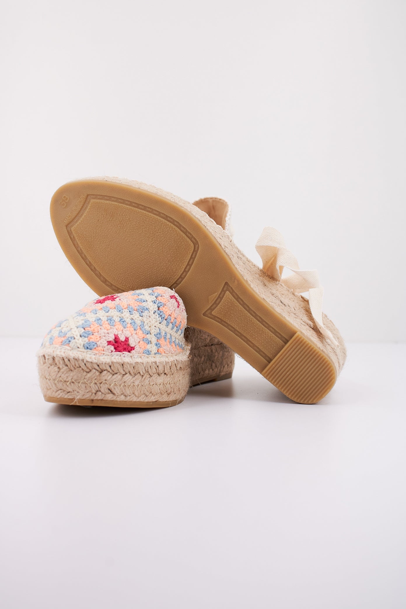 MACARENA YUNE en color CRUDO (4)