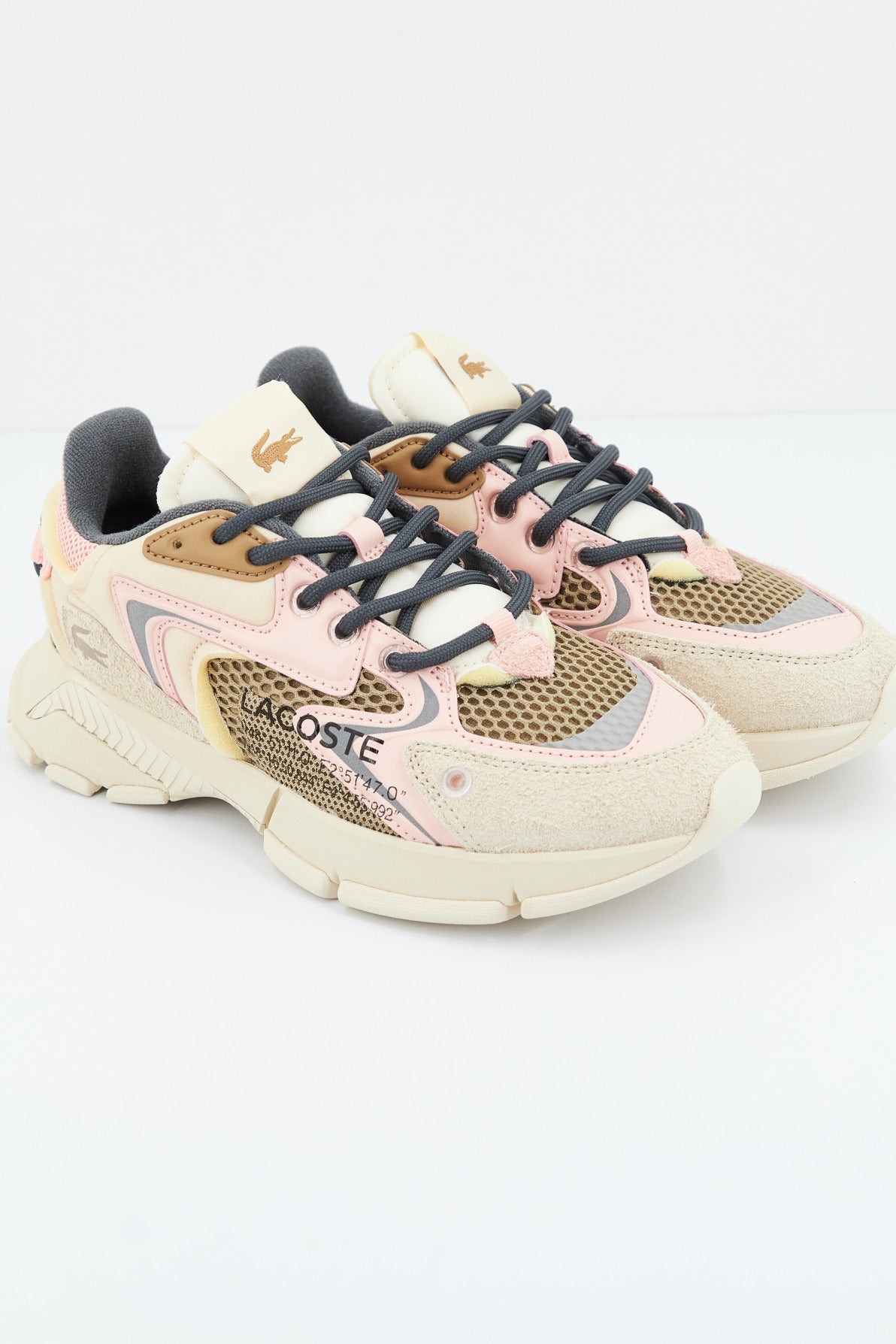 LACOSTE L NEO SFA en color WHTPNK (1)