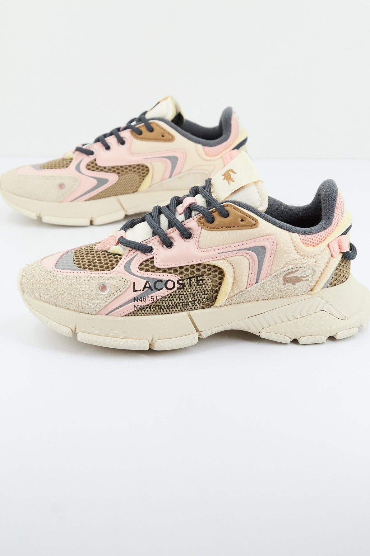 LACOSTE L NEO SFA en color WHTPNK (2)