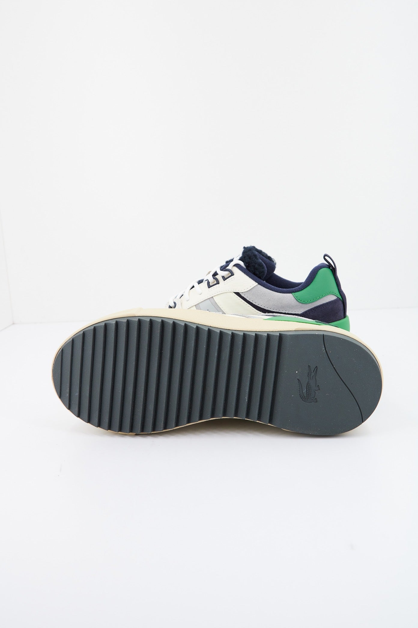 LACOSTE LEATHER en color WHTTAN (4)