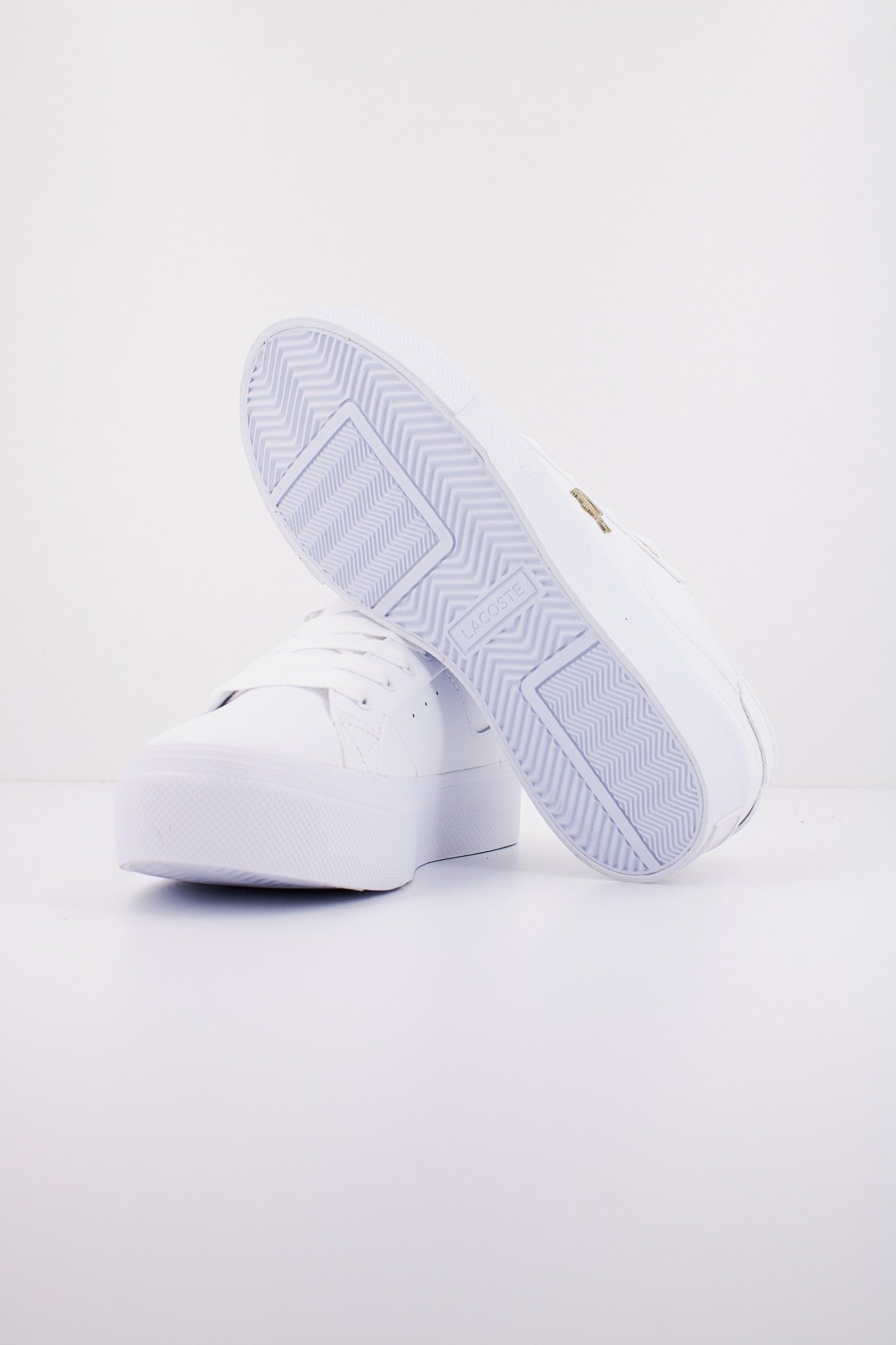 LACOSTE ZIANE en color WHTGLD (4)