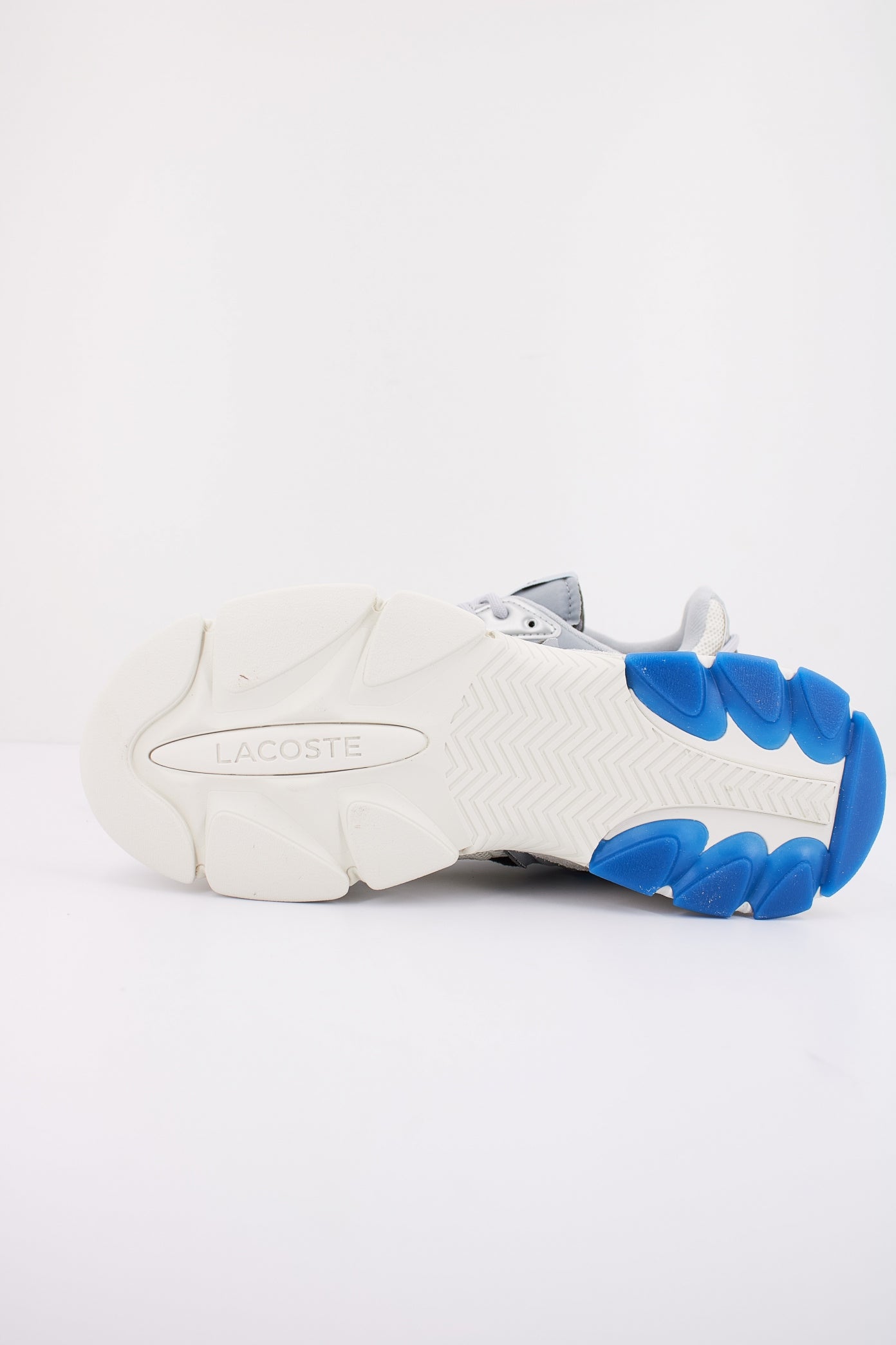 LACOSTE NEO en color GRYSLV (5)