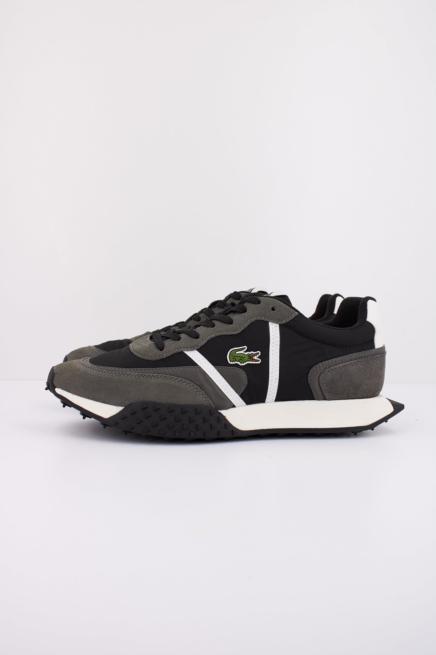 LACOSTE L-SPIN DELUXE . en color BLKDK (1)