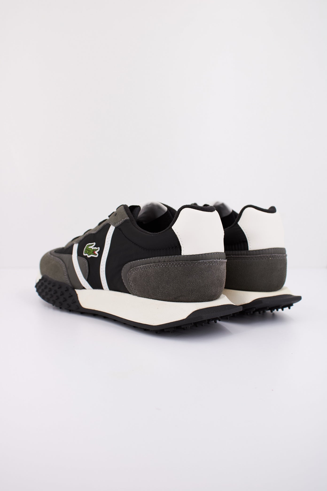 LACOSTE L-SPIN DELUXE . en color BLKDK (4)