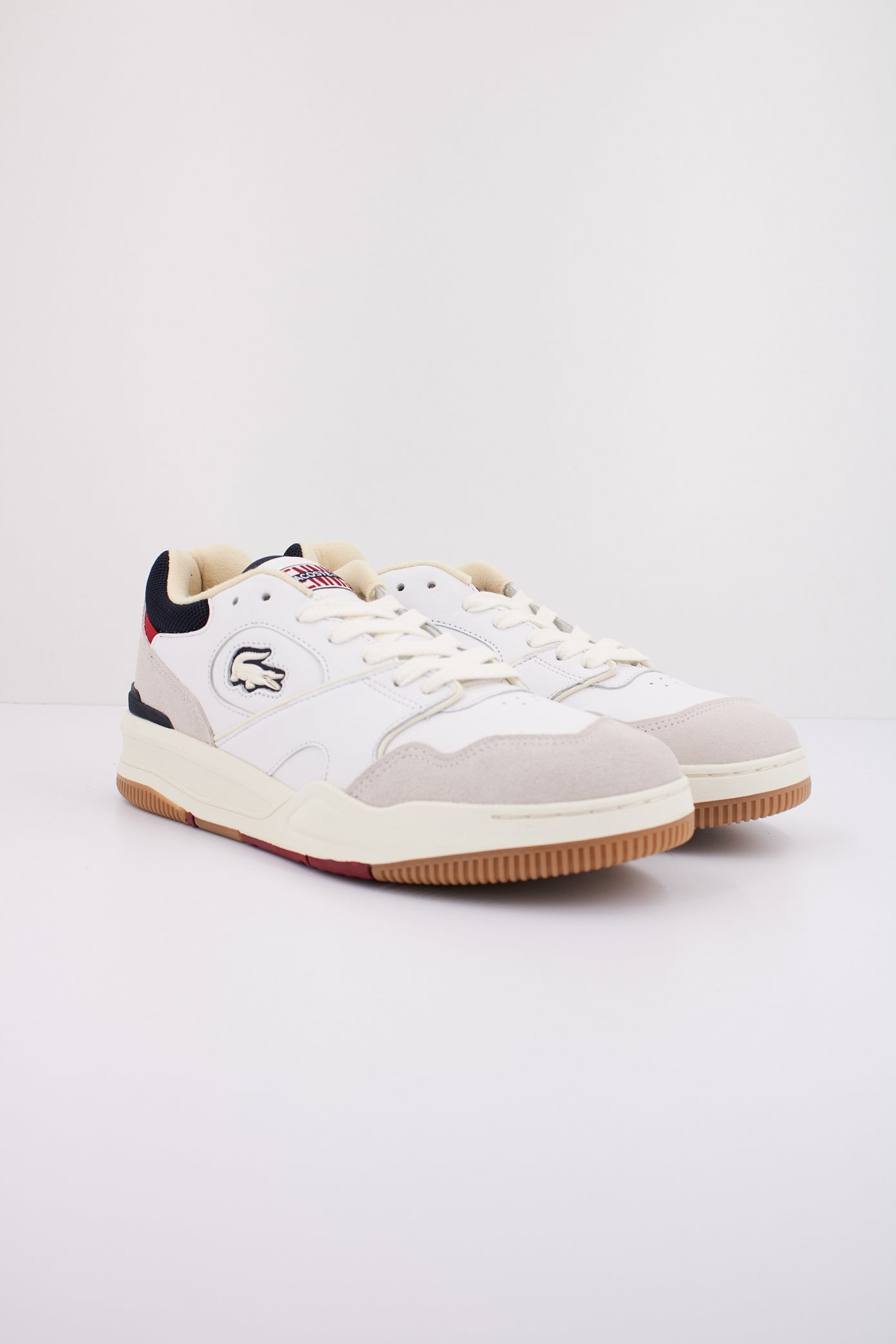 LACOSTE LINESHOT en color WHTGUM (2)