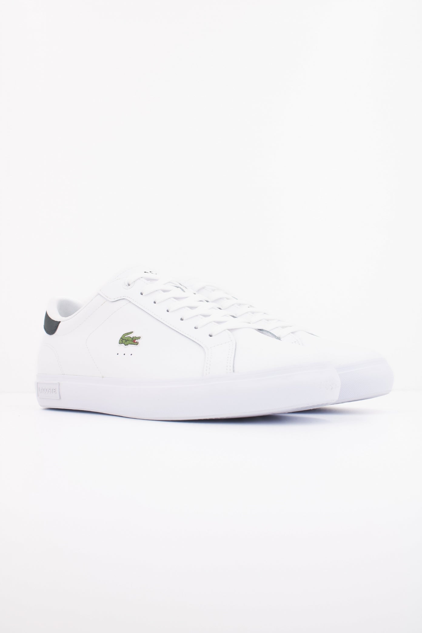LACOSTE POWERCOURT en color WHTGRN (2)