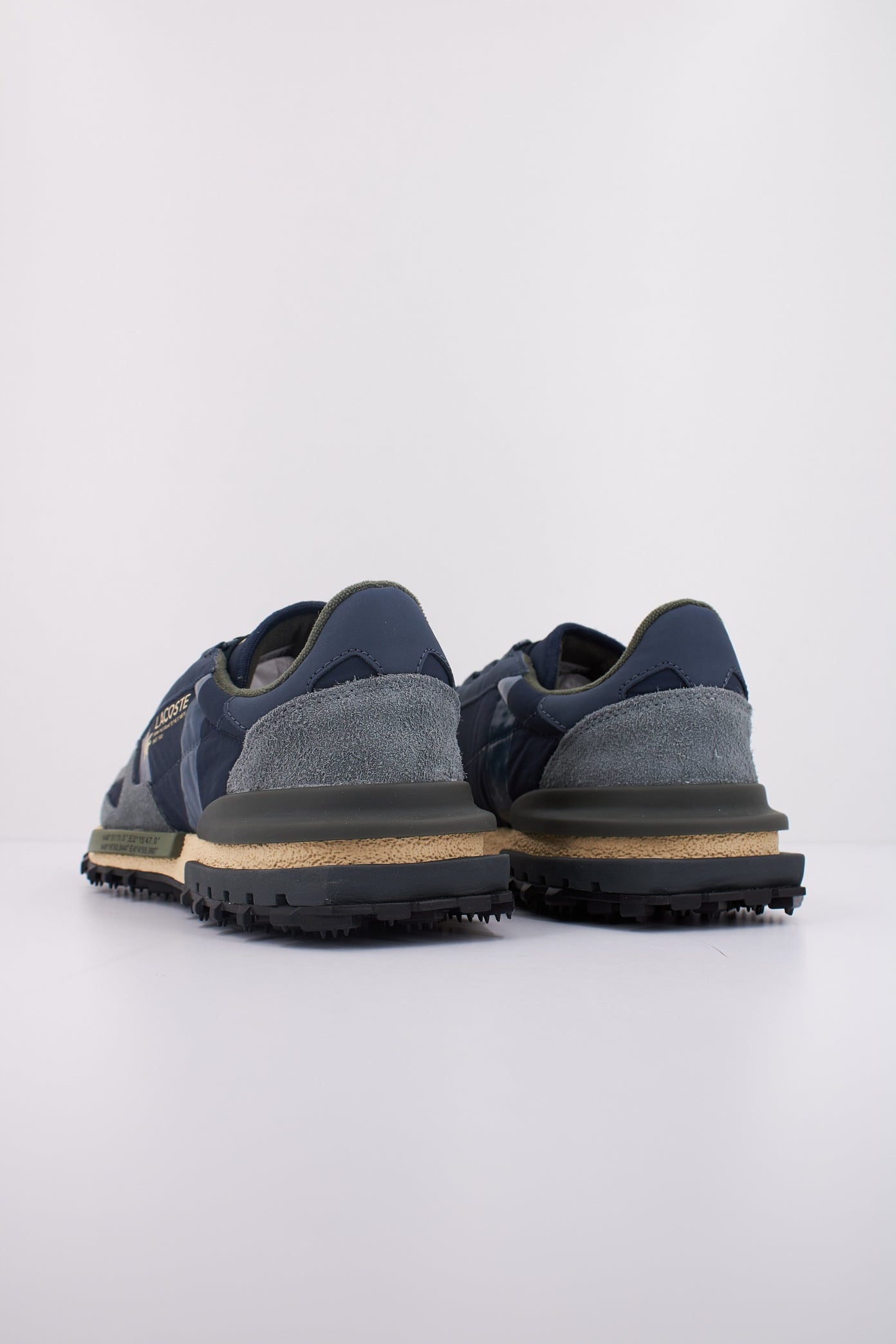 LACOSTE ELITE ACTIVE en color NVYKHK (4)