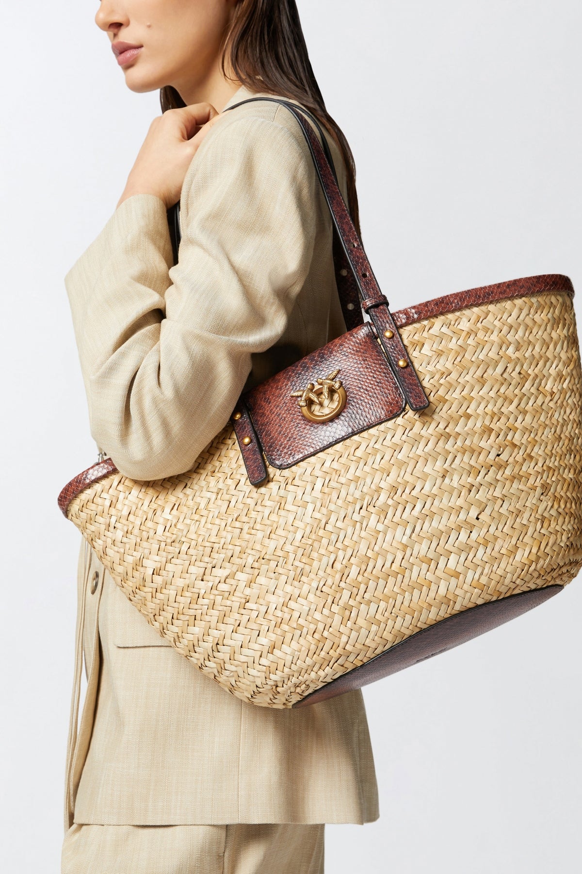 PINKO  LOVE SUMMER BASKET  en color LQ  (3)