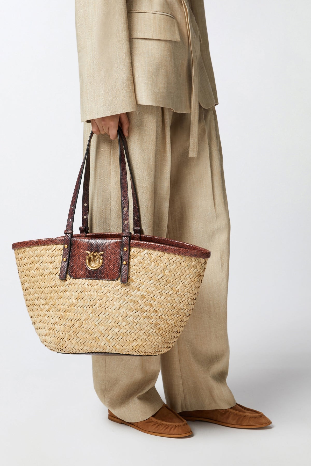 PINKO  LOVE SUMMER BASKET  en color LQ  (4)