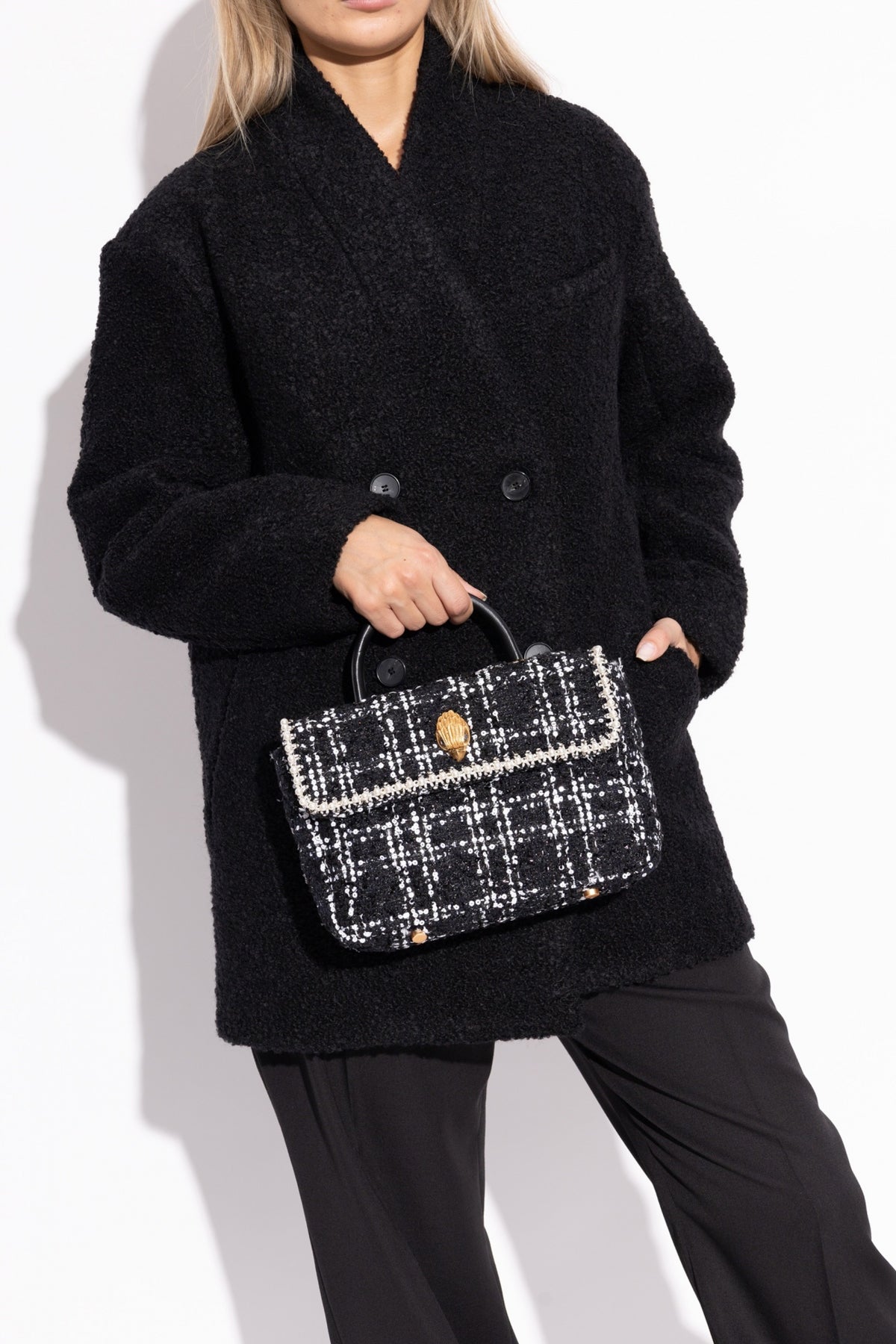 KURT GEIGER LONDON TWEED HANDLE KENSING en color BLKWHT (4)