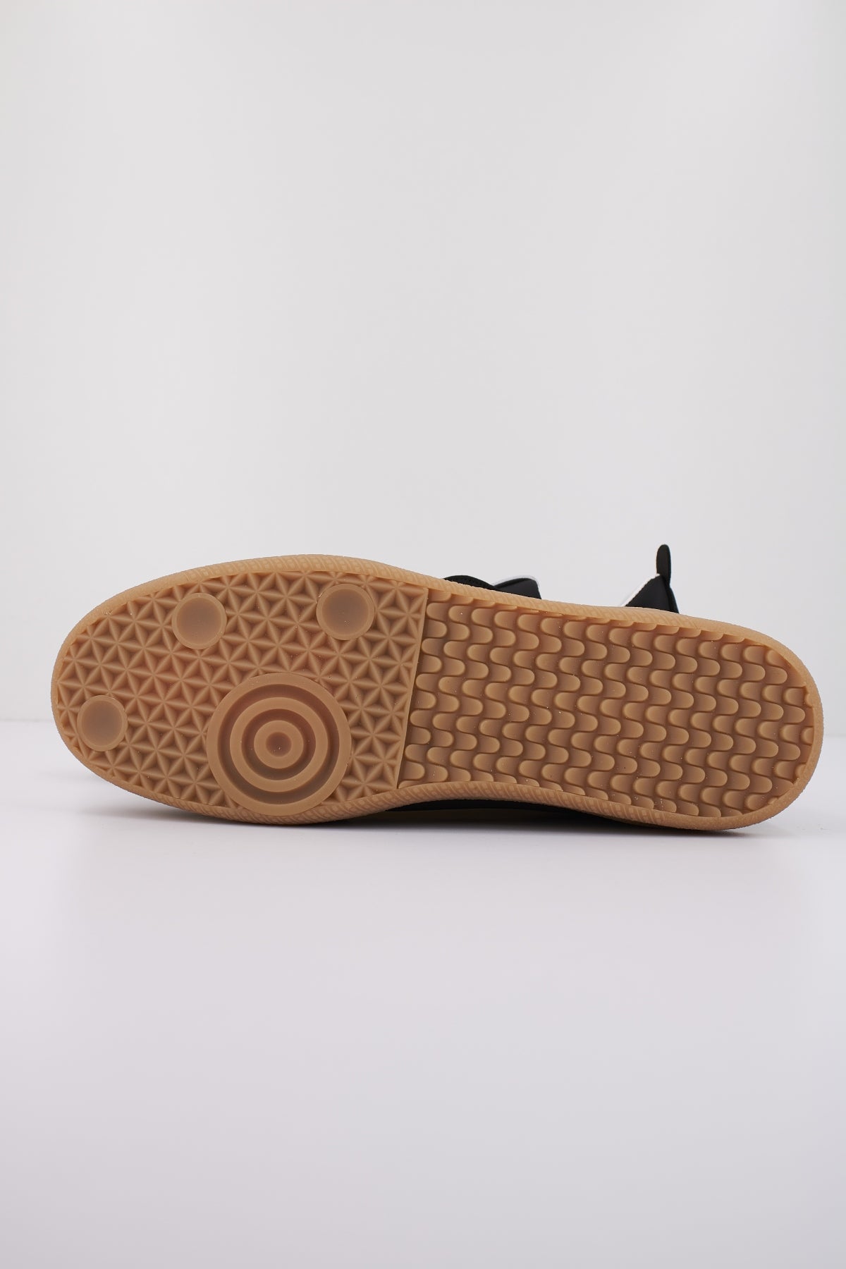 VEGTUS SABANAM en color BLACK (4)