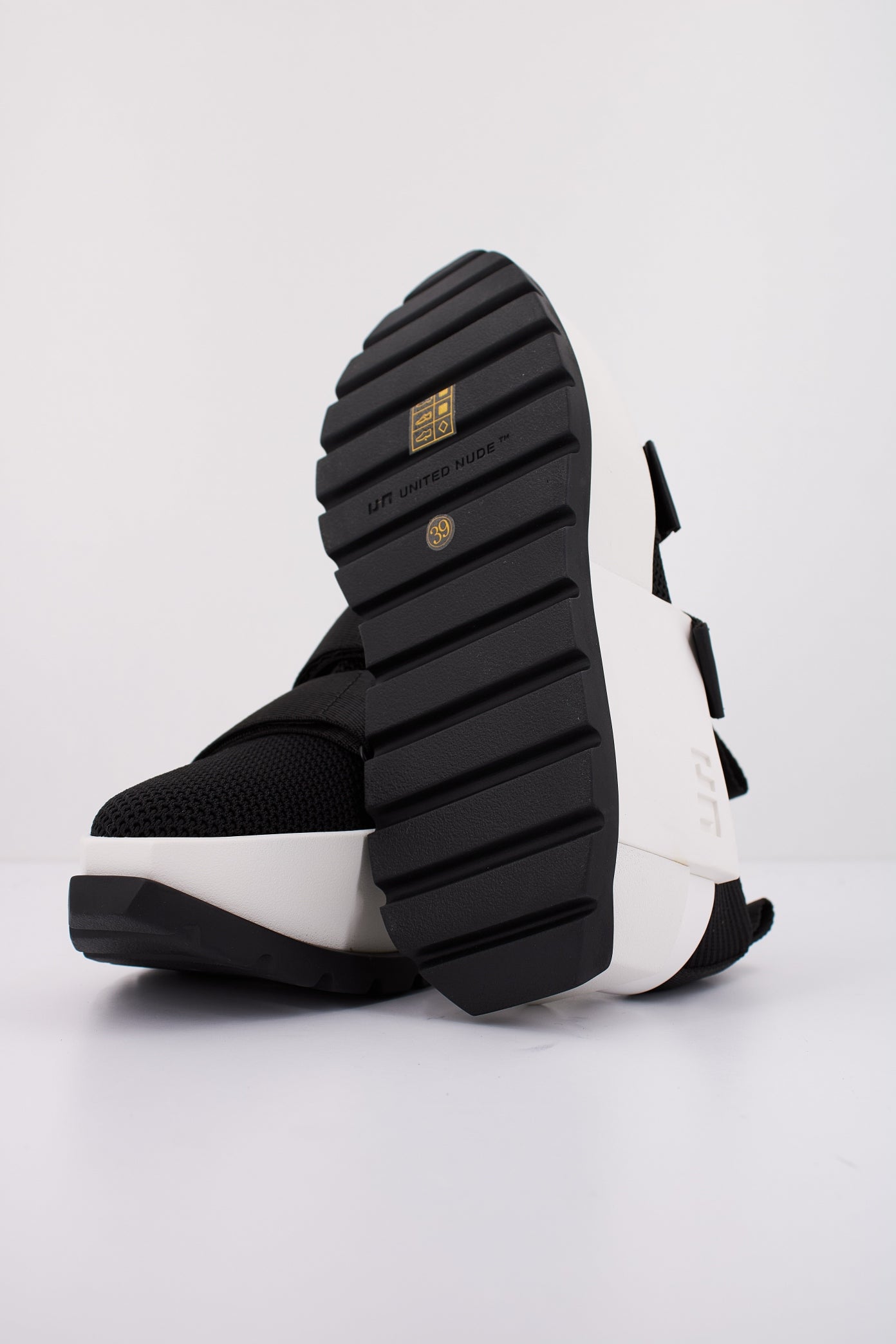 UNITED NUDE UN ROKO RUN II en color MONO (5)