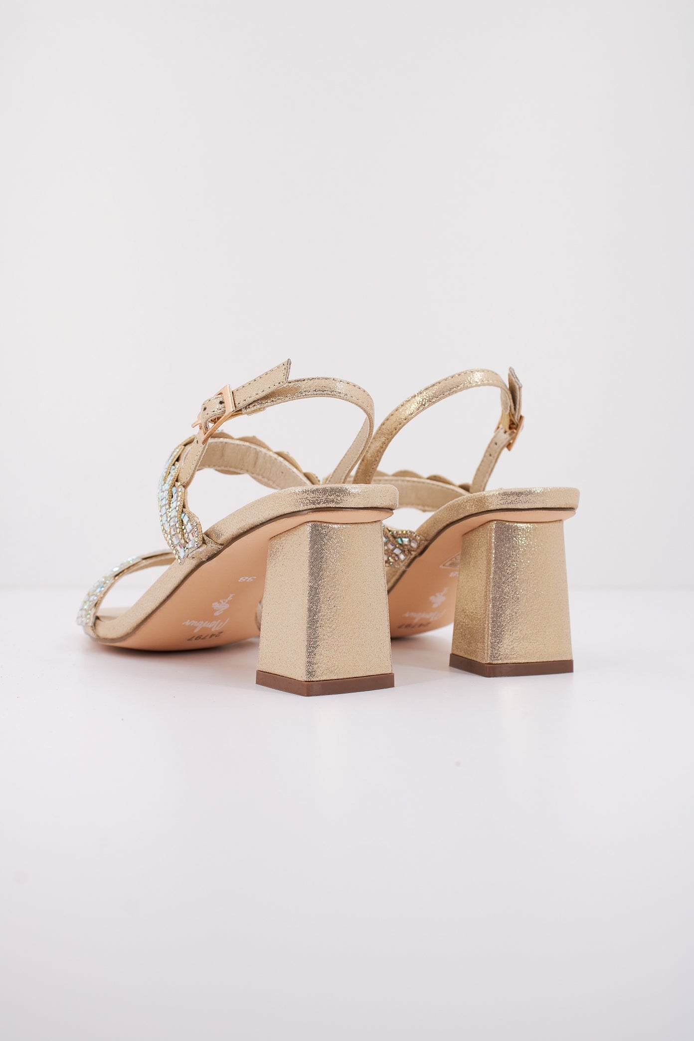 MENBUR M en color GOLD (3)