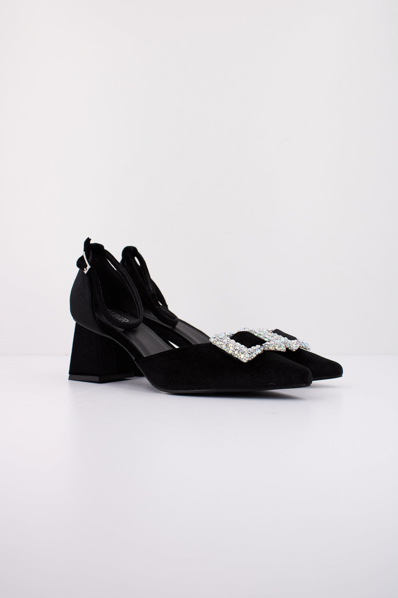 MENBUR WM en color BLACK (2)
