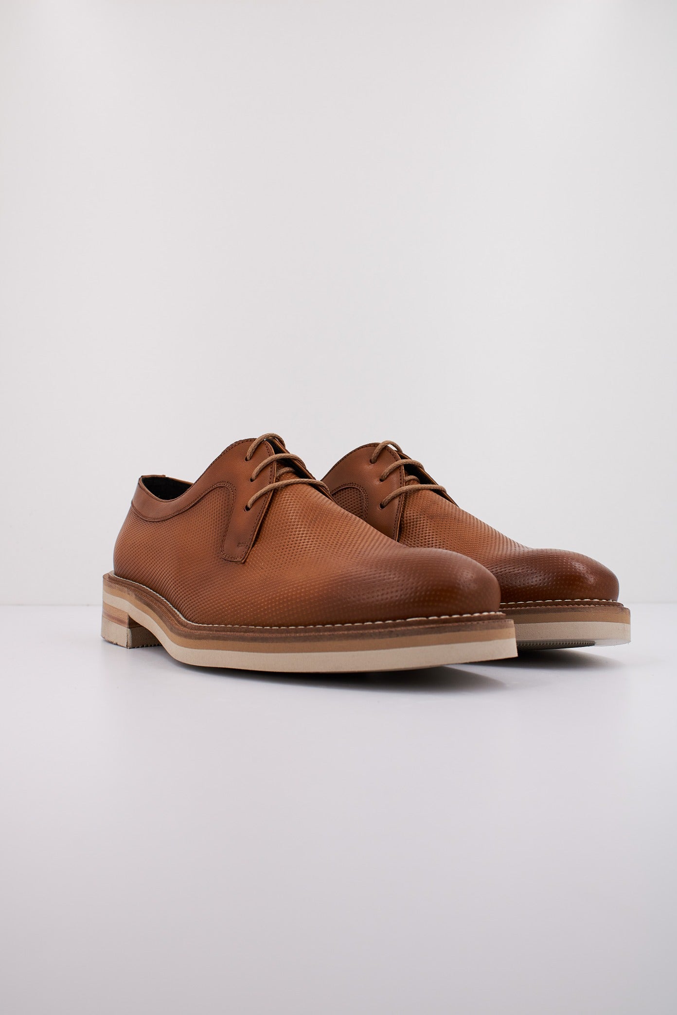 KEEP HONEST KH en color CUERO (2)
