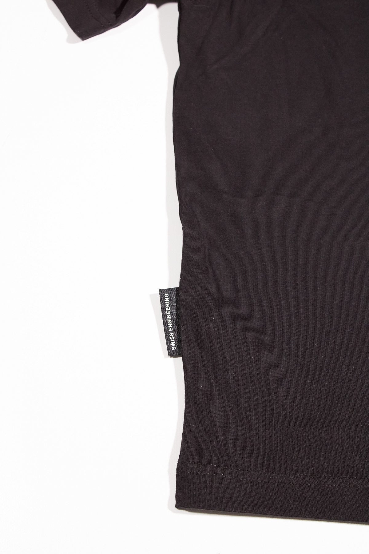 ON RUNNING CLUB T en color BLACK (4)