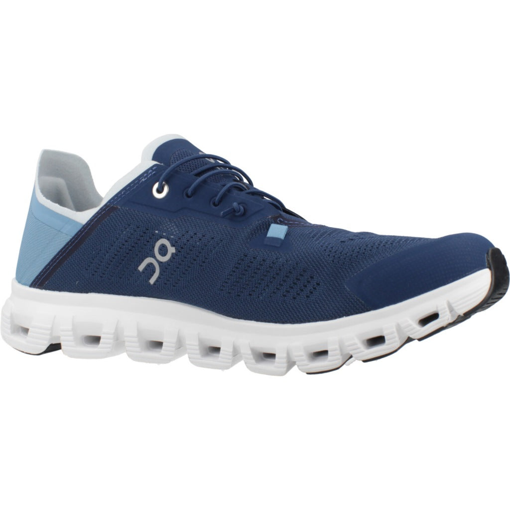 ON RUNNING CLOUD  COAST en color TEMPEST  (5)