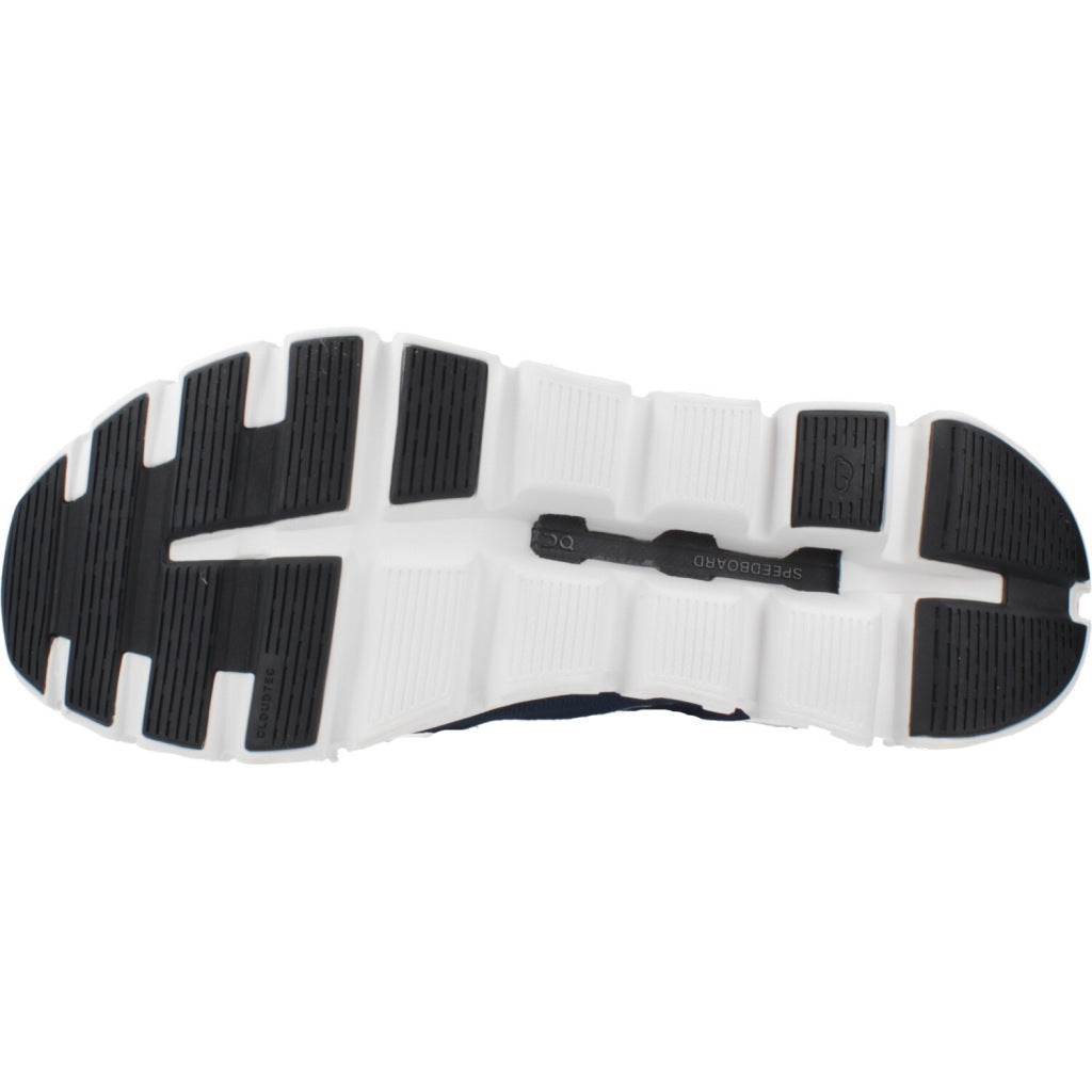 ON RUNNING CLOUD  COAST en color TEMPEST  (6)