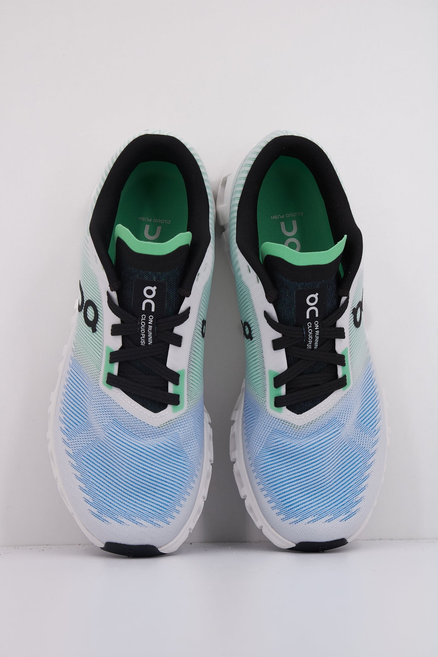 ON RUNNING CLOUD PUSH en color HORIZON (3)