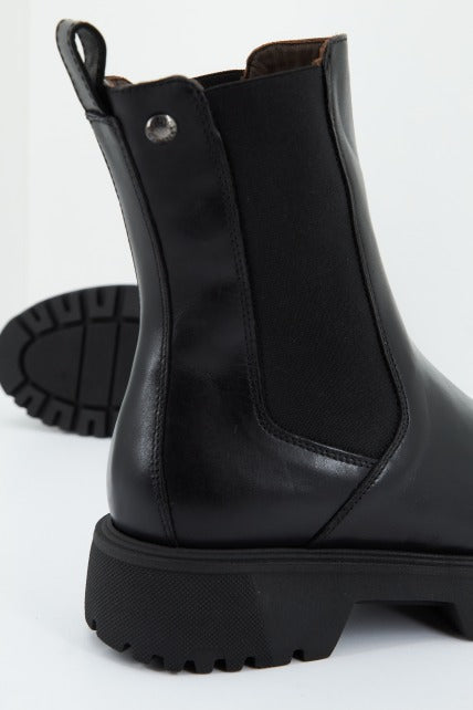 NERO GIARDINI ID en color (4)