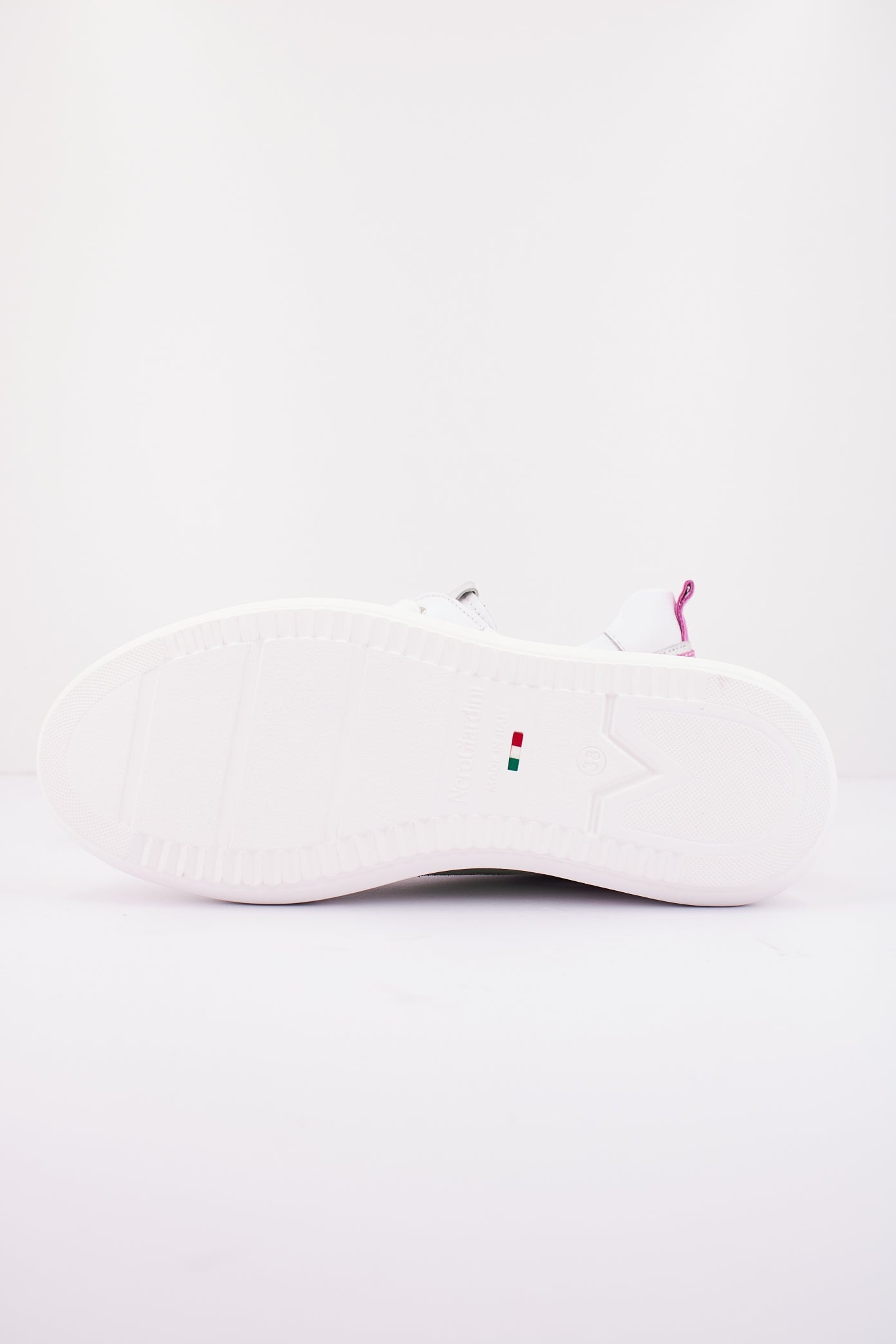 NERO GIARDINI ED en color (4)