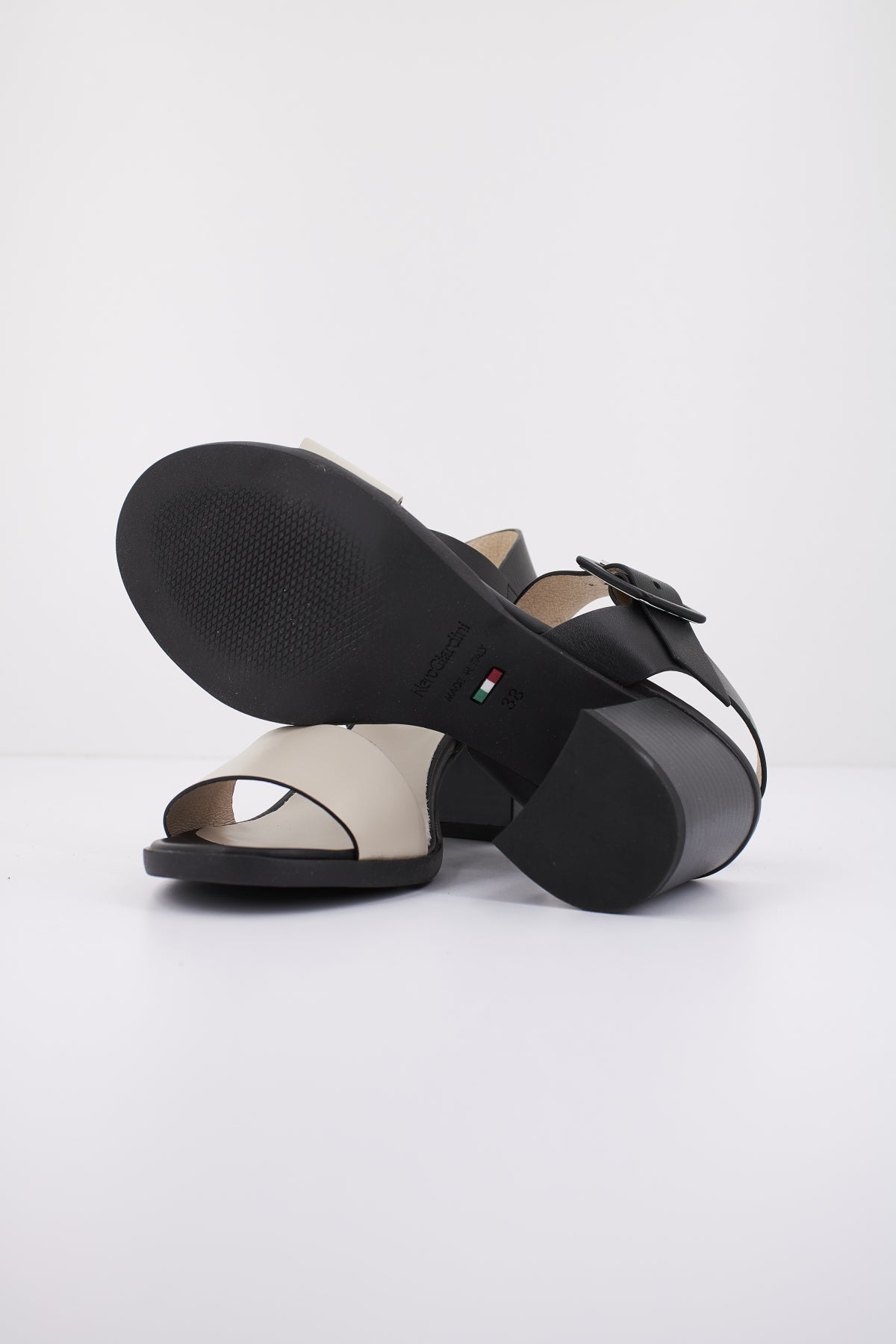 NERO GIARDINI ED en color   (4)