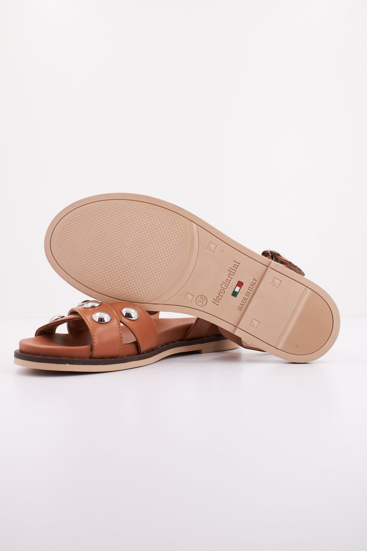 NERO GIARDINI ED en color (4)