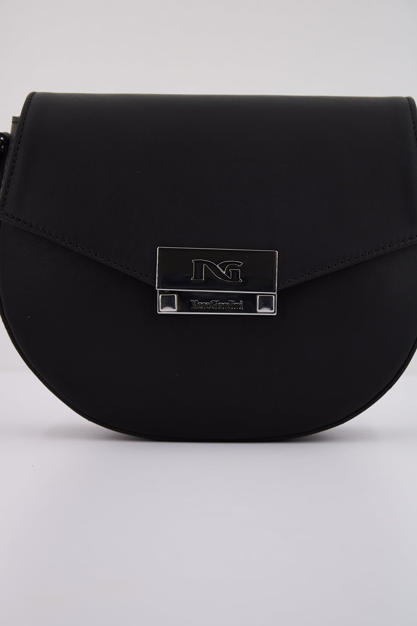 NERO GIARDINI ED en color   (4)