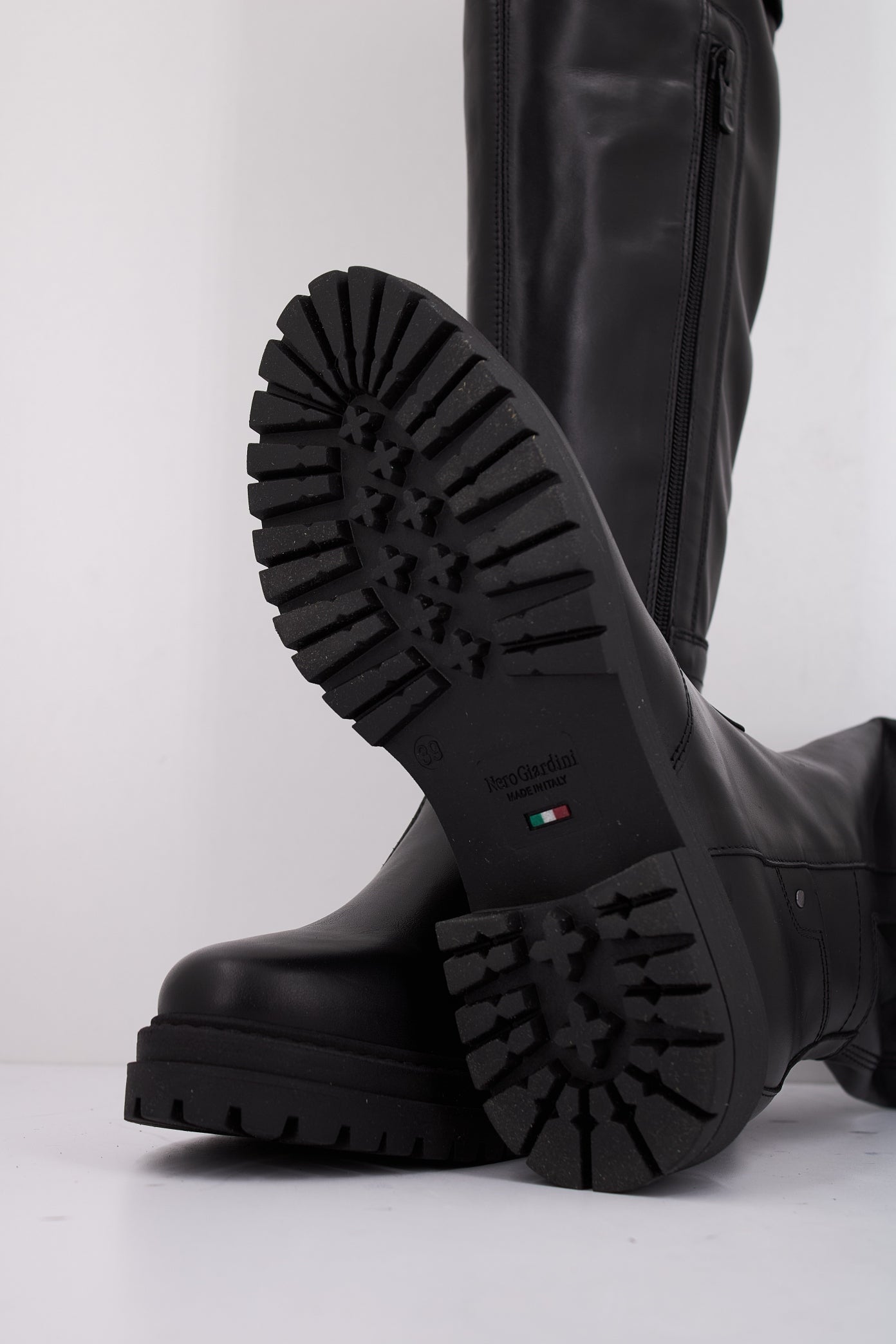 NERO GIARDINI ID en color   (5)