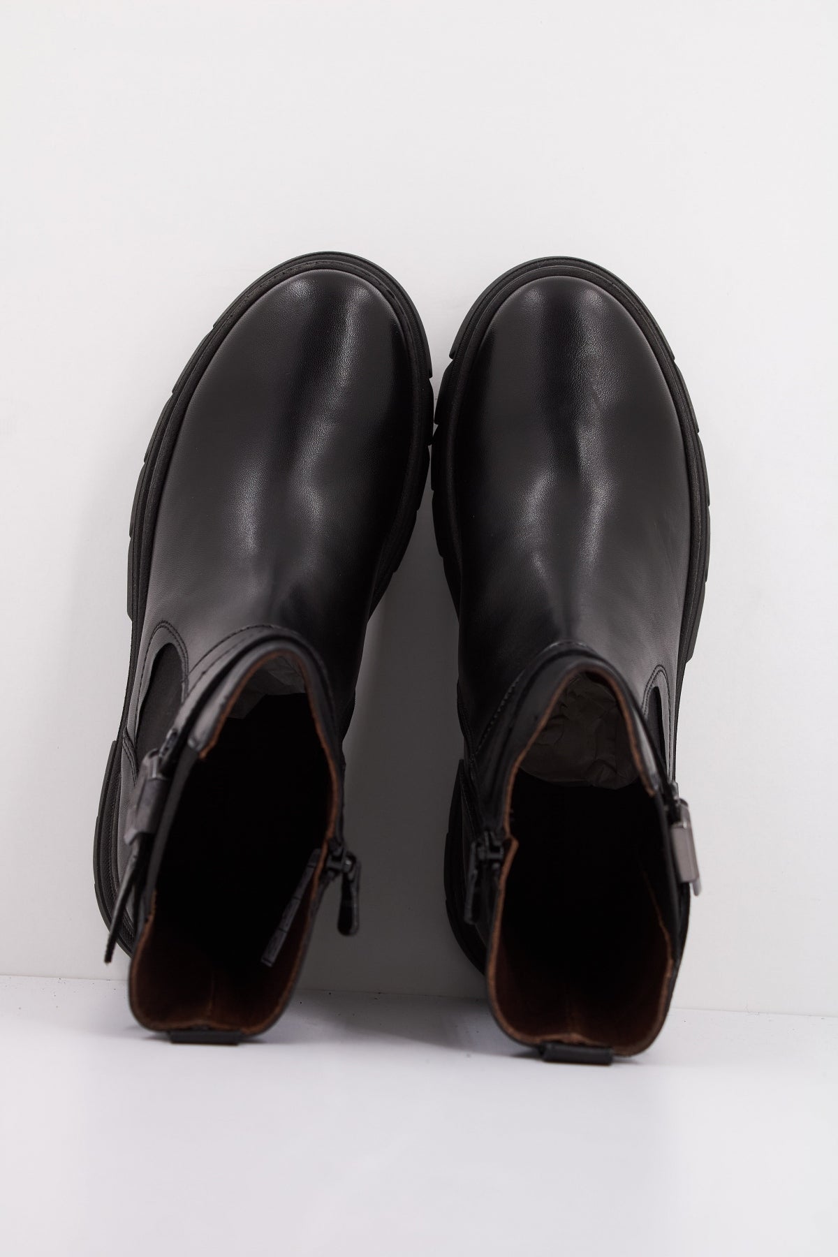 NERO GIARDINI ID  en color   (3)