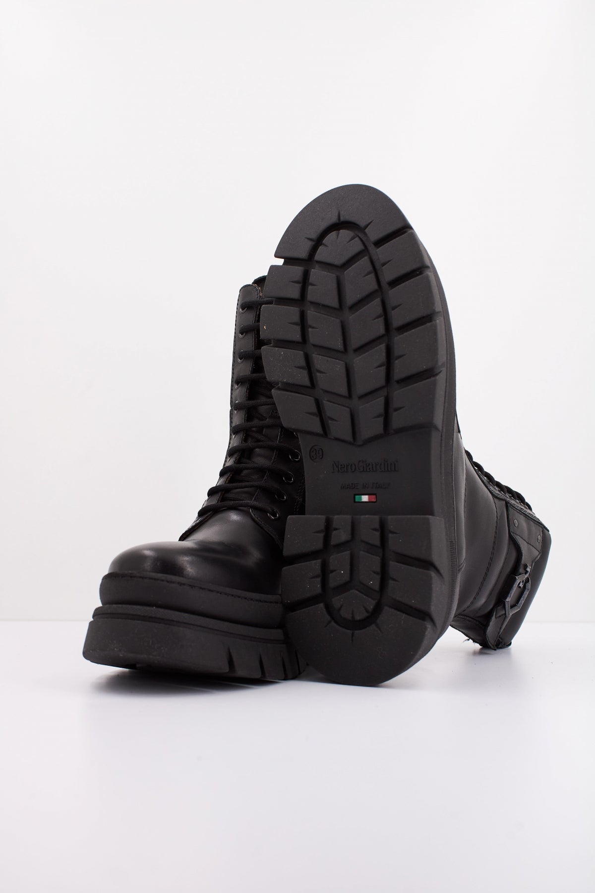 NERO GIARDINI ID en color (5)